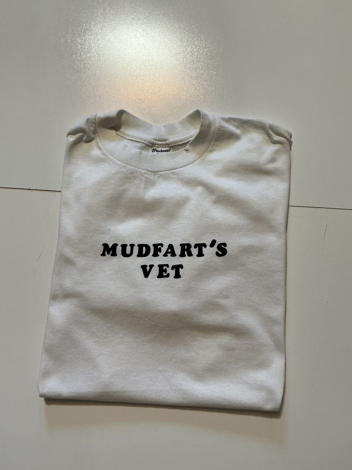 Vintage Vintage Stedman Super 50 Mudfarts Vet Felt Letter T-Shirt Size US XL / EU 56 / 4 - 1 Thumbnail