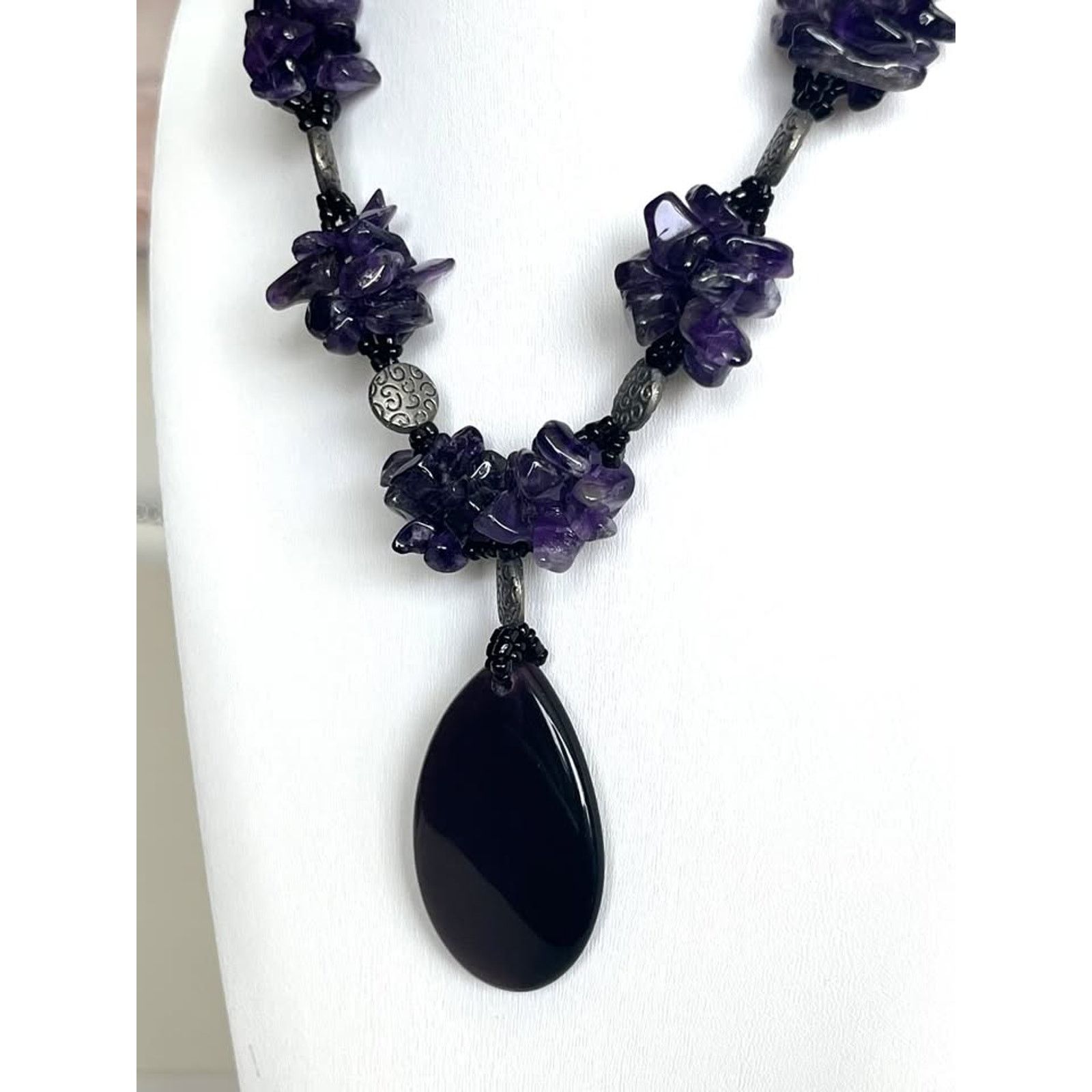 Other Amethyst Necklace with Purple Glass Pendant and Toggle Clasp Size ONE SIZE - 3 Thumbnail