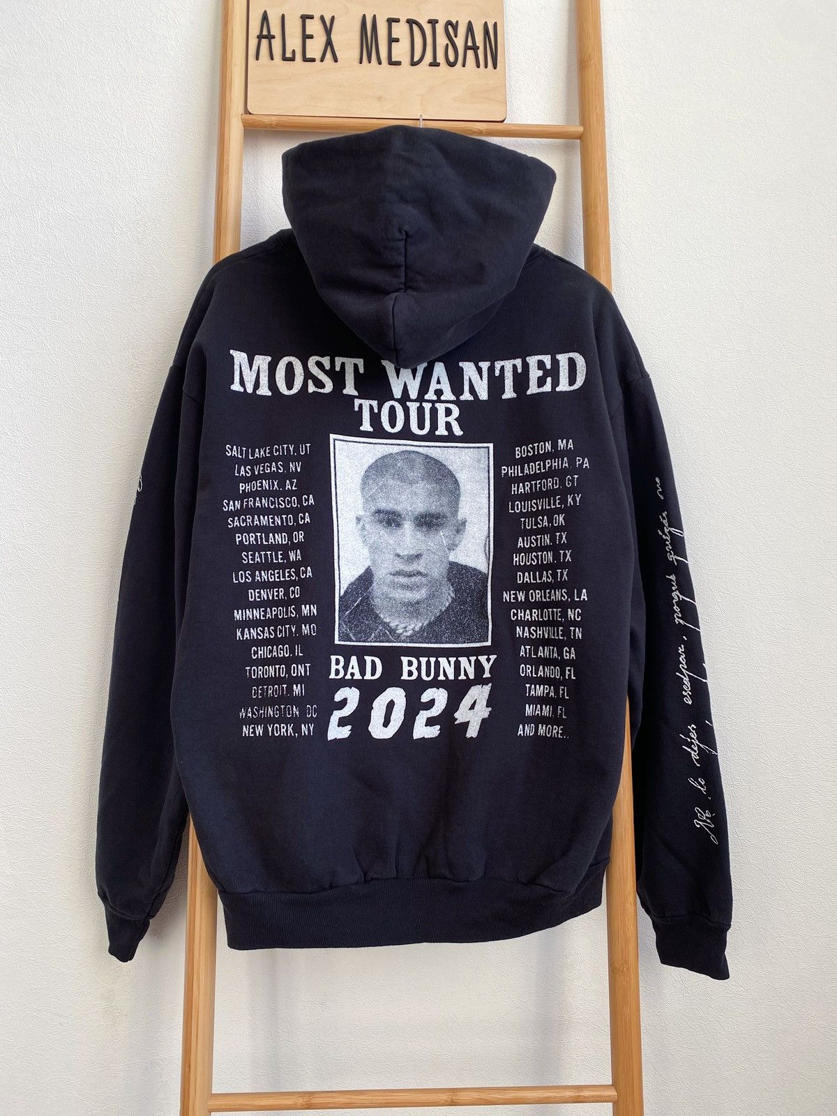Band Tees Bad Bunny “Most Wanted Tour” 2024 Hoodie Size L Size US L / EU 52-54 / 3 - 1 Thumbnail