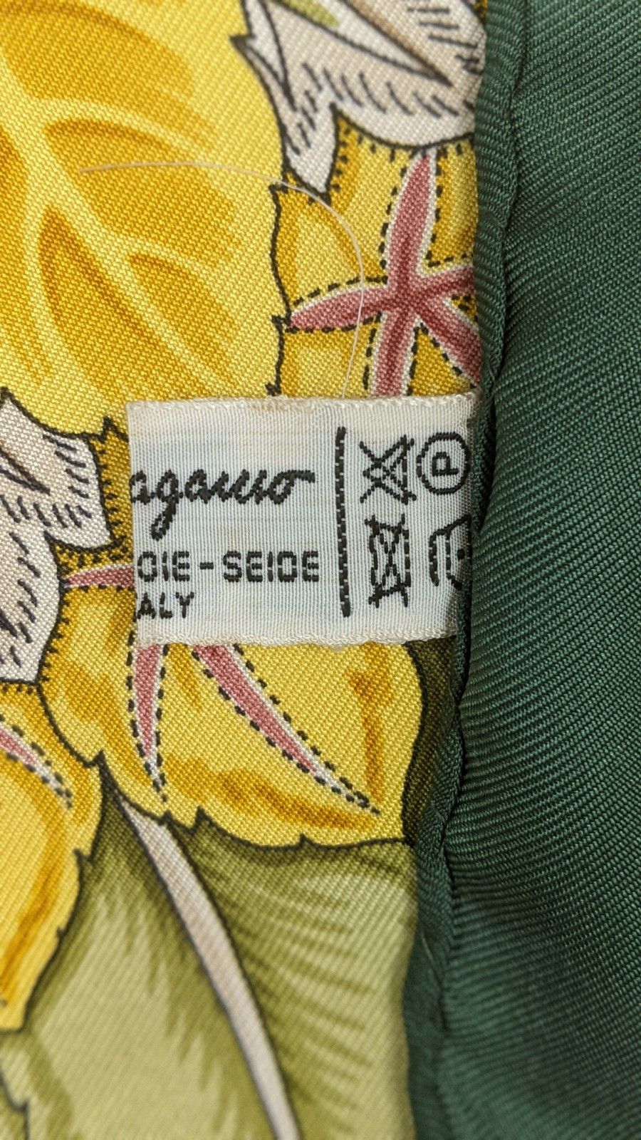 Salvatore Ferragamo Salvatore Ferragamo Lotus Silk Scarf Size ONE SIZE - 5 Thumbnail