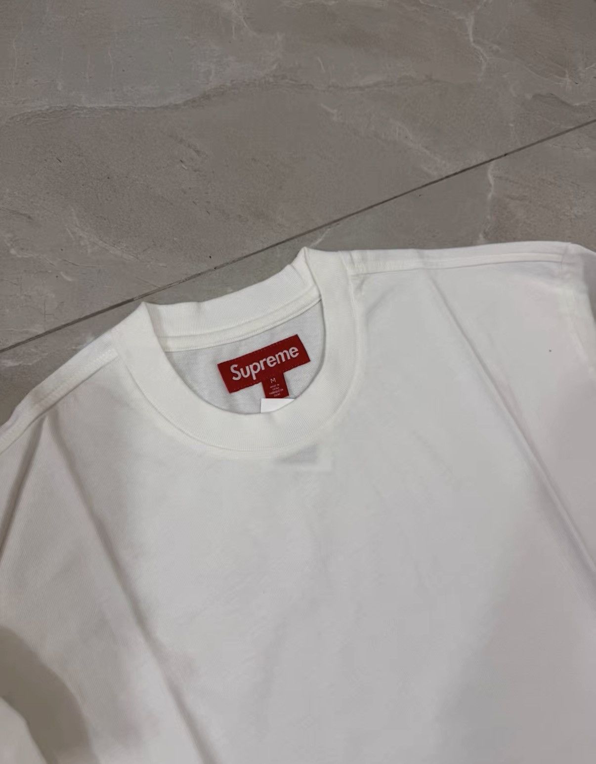 Supreme Supreme SS26 WEEK1 Cracked Sleeve L/S Top J34 Size US M / EU 48-50 / 2 - 3 Thumbnail