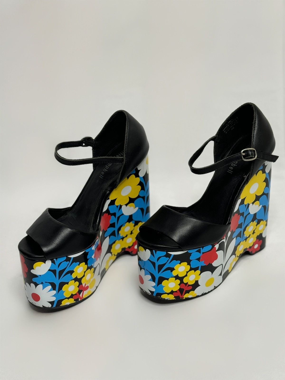Jeffrey Campbell Jeffrey Campbell 60’s inspired painted daisy heels Size US 6 / IT 36 - 1 Thumbnail
