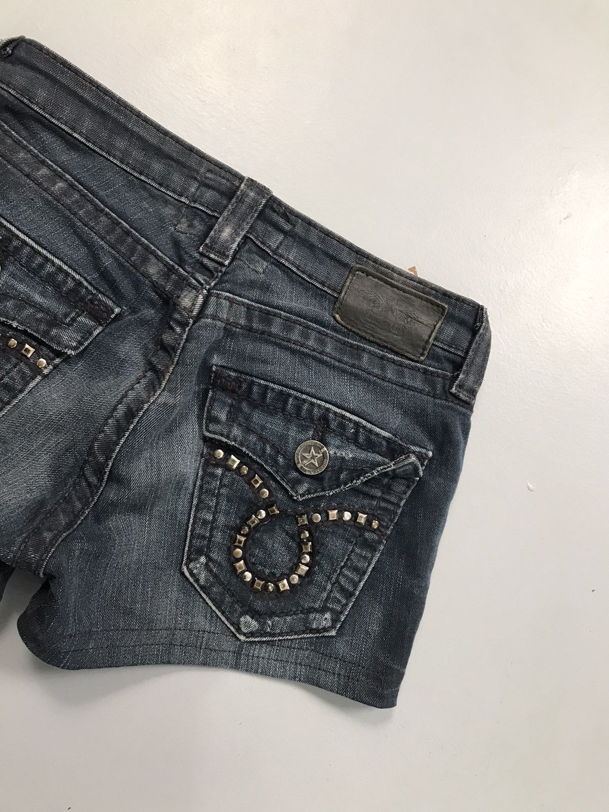 Miss Me Vintage hiphop stone mid short Size 30" / US 8 / IT 44 - 13 Thumbnail