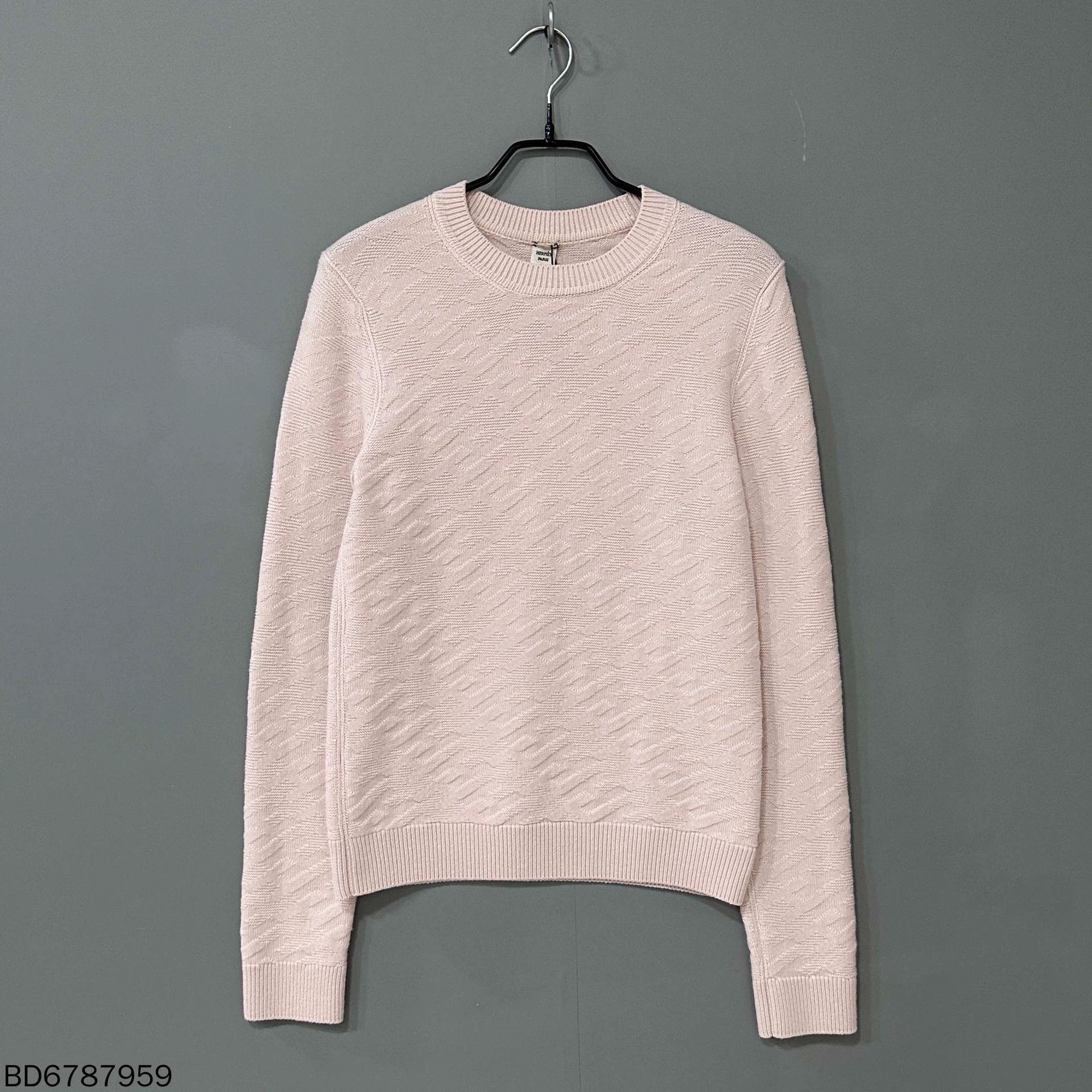 Hermes Pink Wool Logo Embossed Knit Top - dmc Size US S / EU 44-46 / 1 - 1 Thumbnail