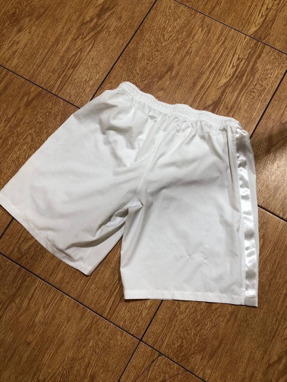 Nike shorts logo NIKE ENGLAND football Vintage Y2K size XL Size US 36 / EU 52 - 22 Thumbnail
