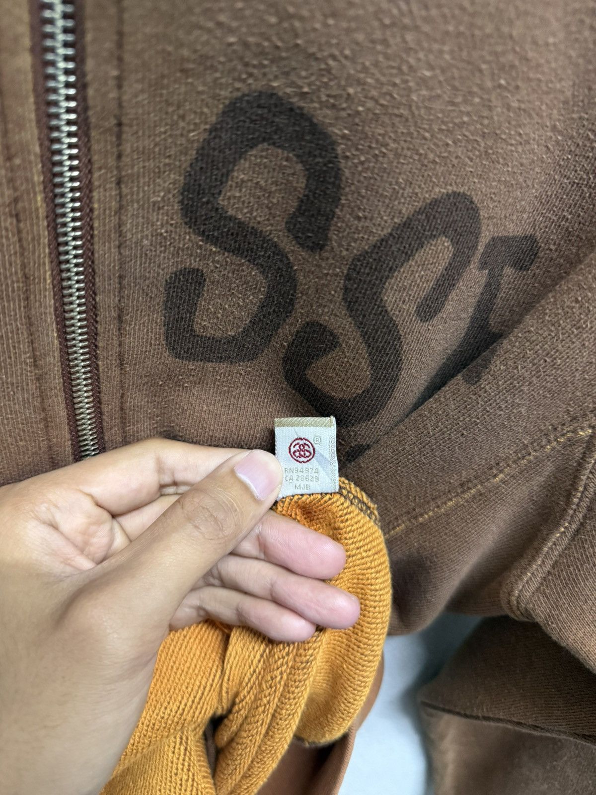 Stussy 2000s Distressed Stussy Spell Out Zip Up Hoodie Size US M / EU 48-50 / 2 - 8 Thumbnail