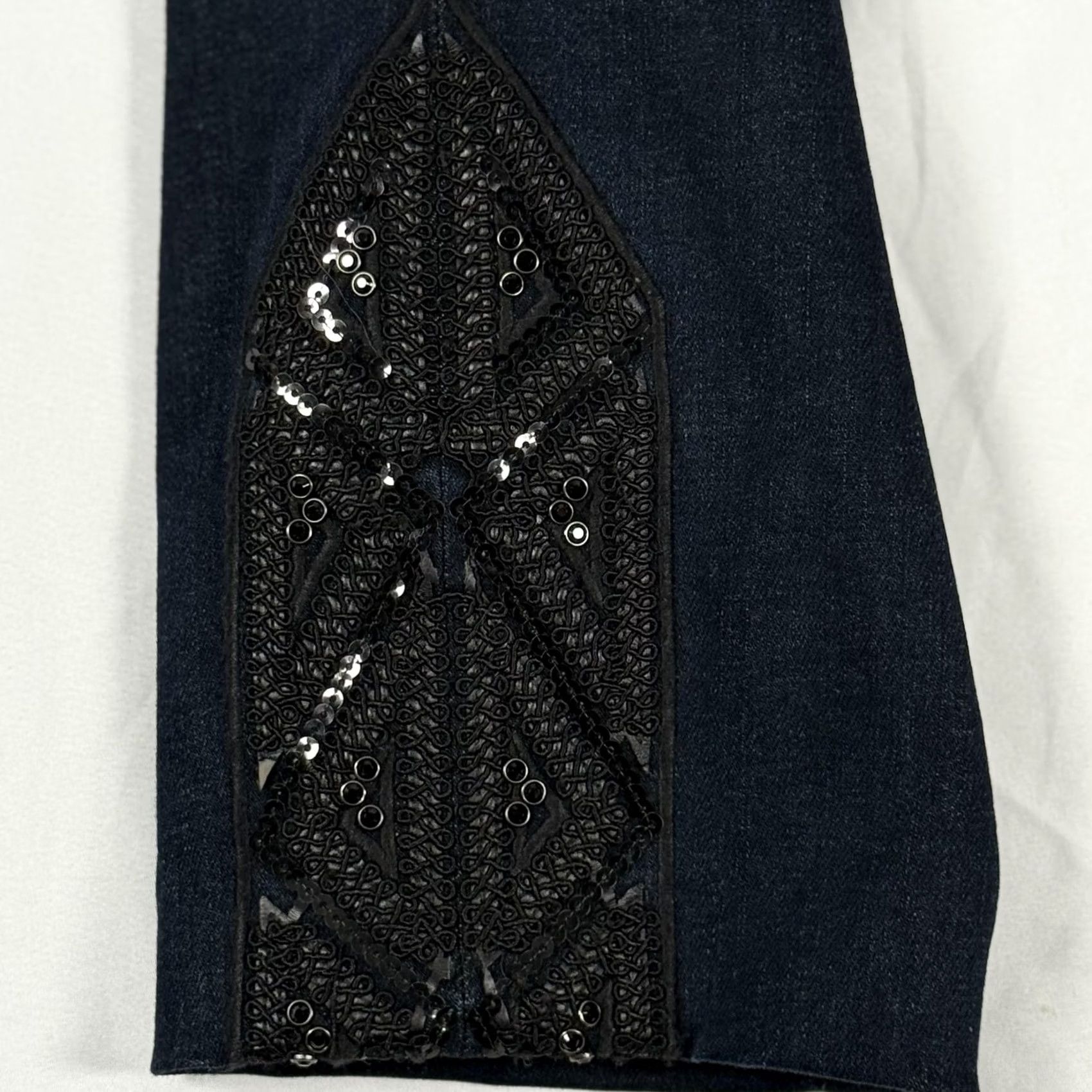 Vintage Chicos Womens Jegging Jeans 8R Dark Wash Sequin Crop Embellished Size 30" / US 8 / IT 44 - 4 Thumbnail