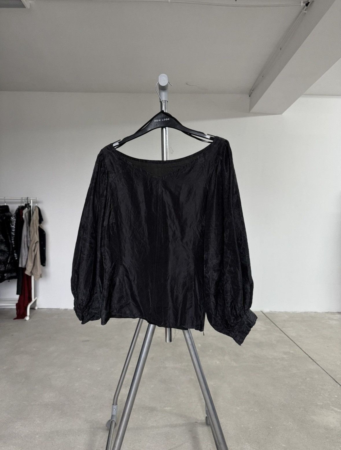 Jil Sander Jil Sander + WMNS black Silk Blouse Size L / US 10 / IT 46 - 1 Thumbnail
