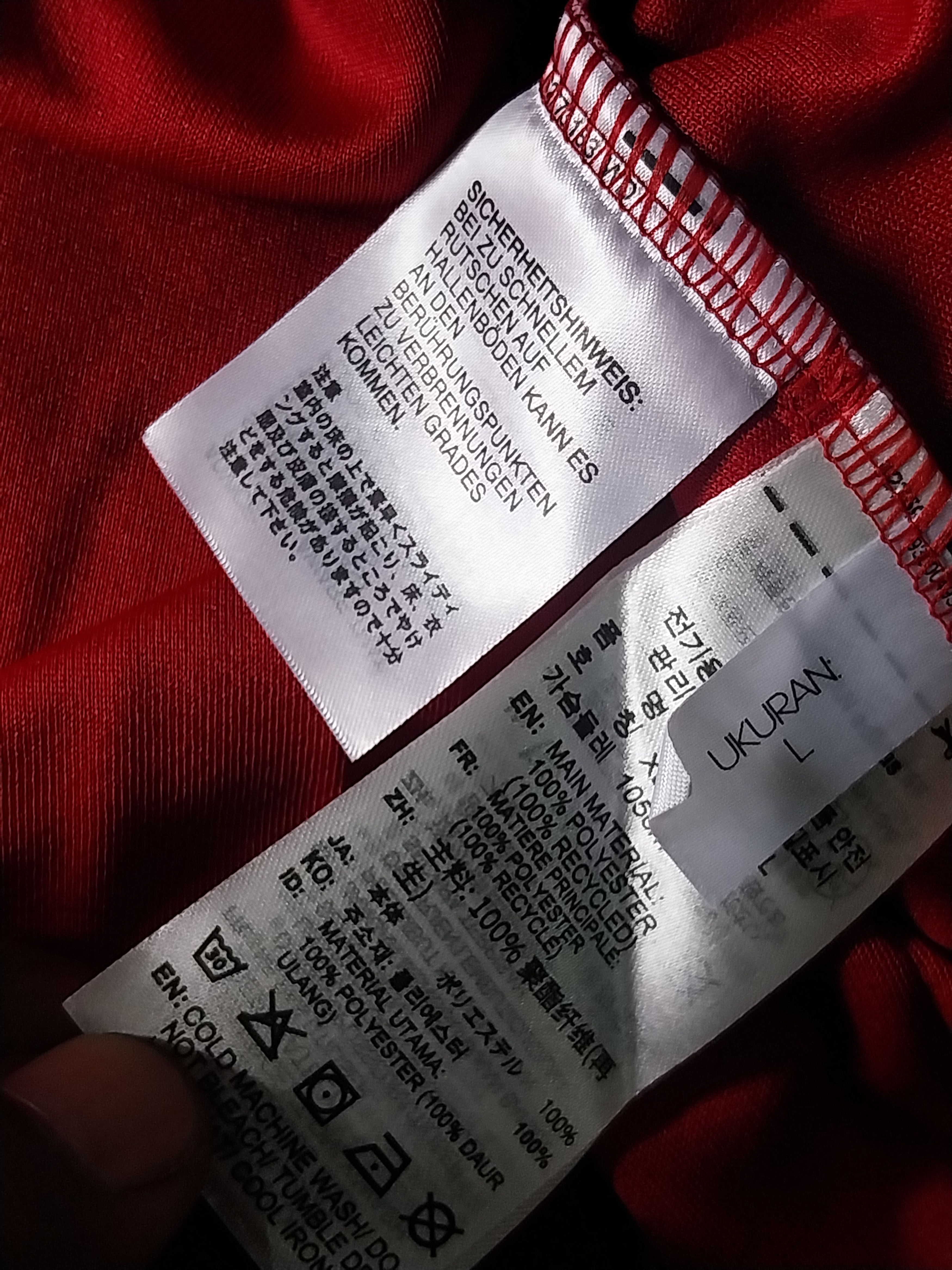 Adidas Liverpool home 2025/2026 mo salah jersey football Size US L / EU 52-54 / 3 - 9 Thumbnail