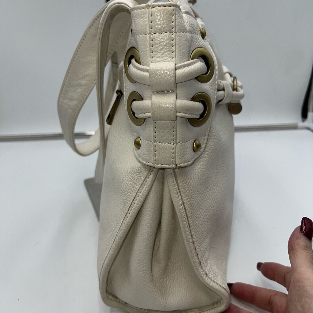 Vera Pelle Vera Pelle Vintage White Leather Shoulder **See description and pics Size ONE SIZE - 5 Thumbnail