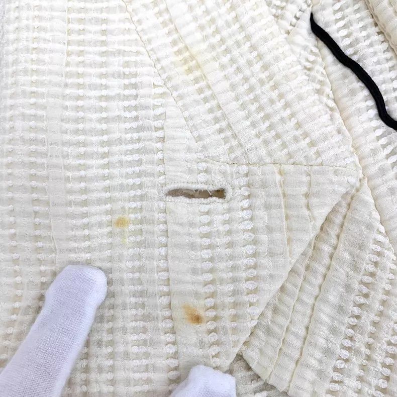 Chanel Chanel Off-white cotton pearl button long-sleeved jacket Size XS / US 0-2 / IT 36-38 - 9 Thumbnail