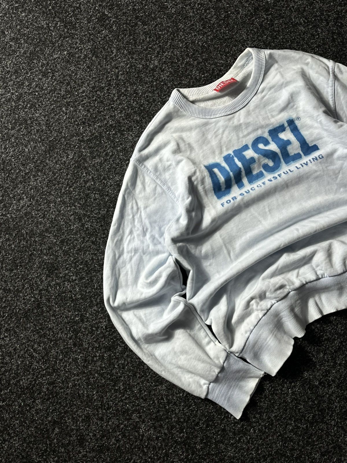 Diesel × Vintage 🚨Vintage Diesel Big Logo Y2K 00s Boxy sweatshirt Hype Rare Size US S / EU 44-46 / 1 - 2 Thumbnail