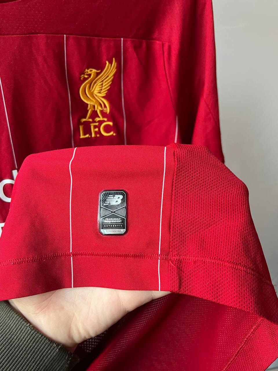 New Balance 2019/20 LIVERPOOL FC HOME SOCCER JERSEY FOOTBALL SHIRT SZ M Size US M / EU 48-50 / 2 - 9 Thumbnail