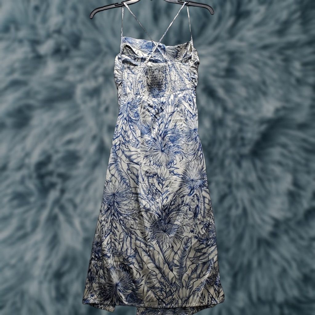 Cider Cider Maxi Dress Womens Size S Blue & White Floral Smocked Back Zip Size S / US 4 / IT 40 - 1 Thumbnail