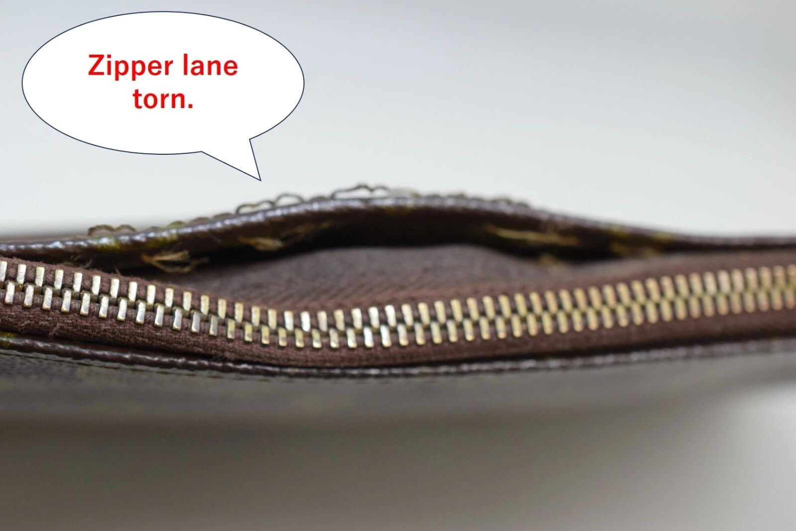 Louis Vuitton Louis Vuitton Porte Documents 38 Clutch Bag Monogram M53456 Size ONE SIZE - 10 Thumbnail