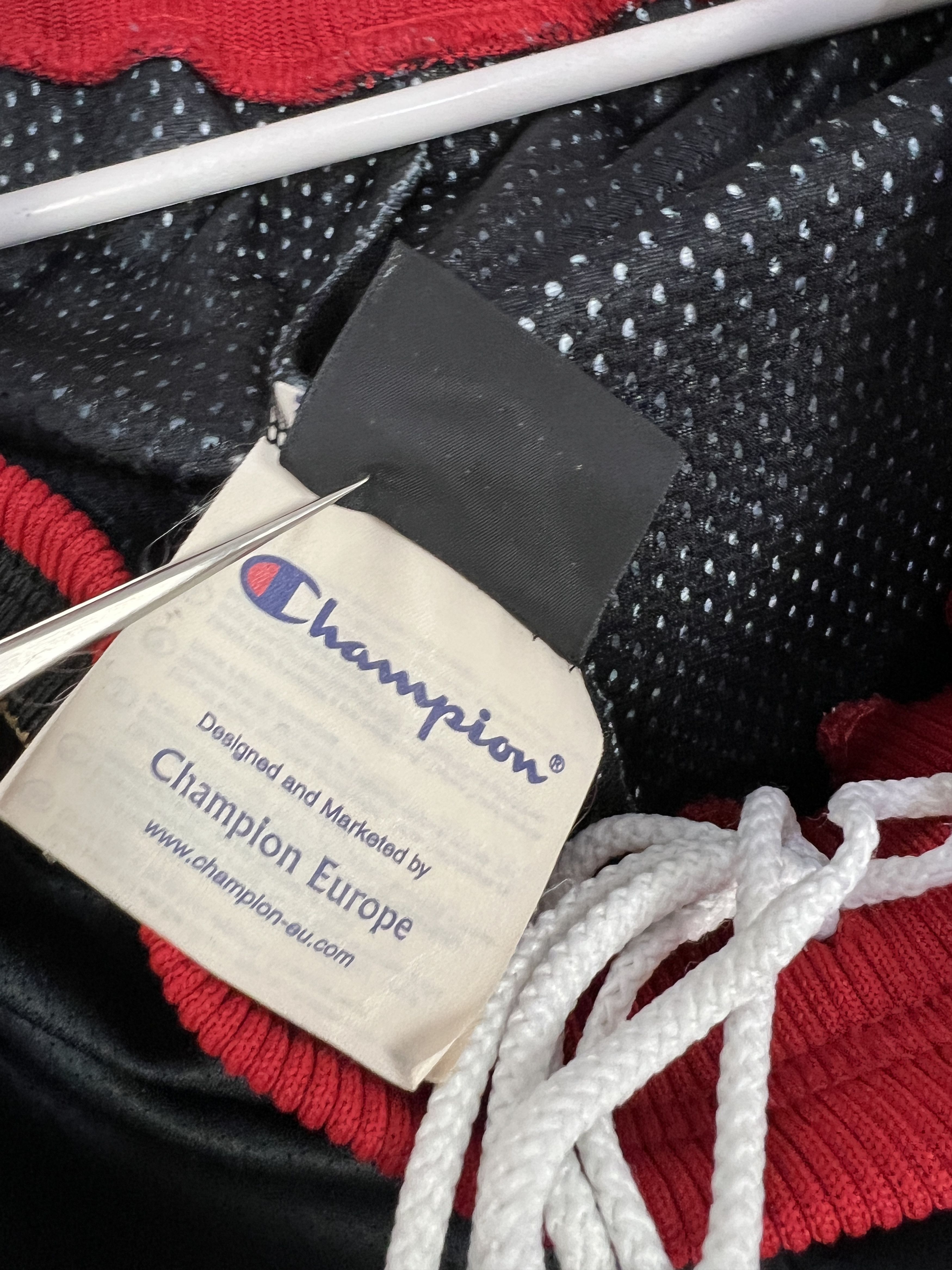 Champion Vintage 90's Champion Philadelphia 76ers Sixers NBA Shorts M Size US 32 / EU 48 - 10 Thumbnail