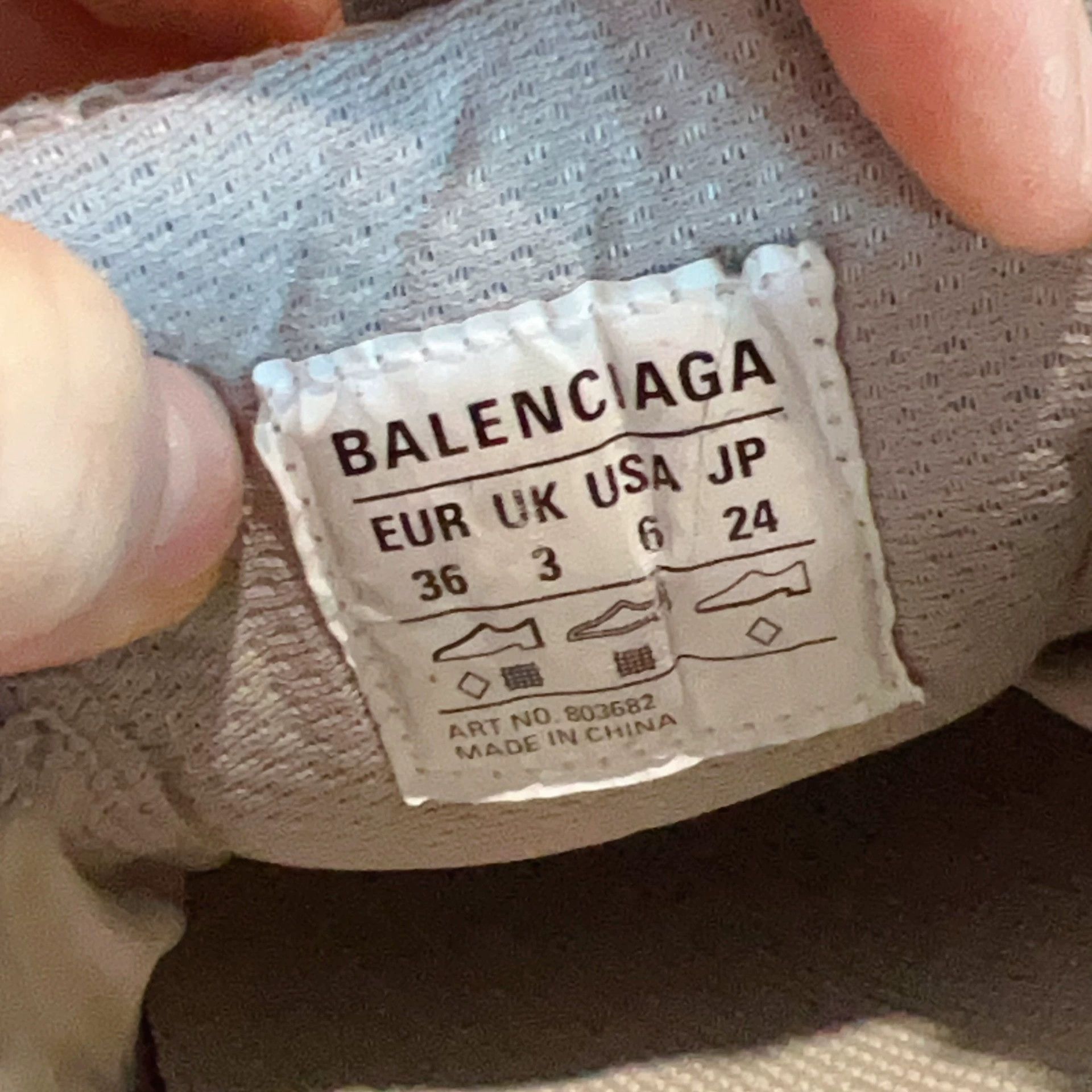 Balenciaga balenciaga dad sneakers size 36 Size US 5 / EU 37 - 5 Thumbnail