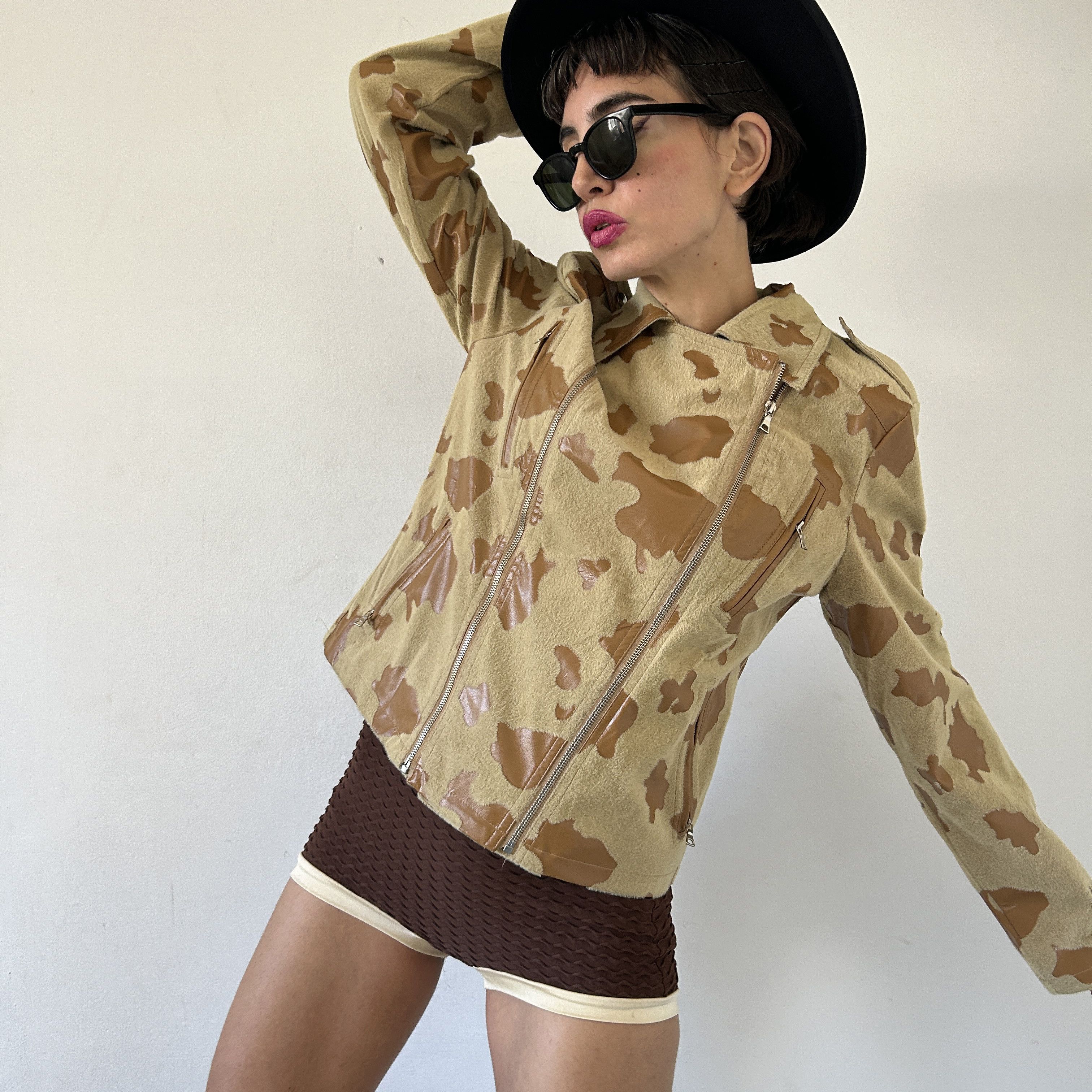 Vintage Vintage y2k cow print zip up jacket Size XL / US 12-14 / IT 48-50 - 5 Thumbnail