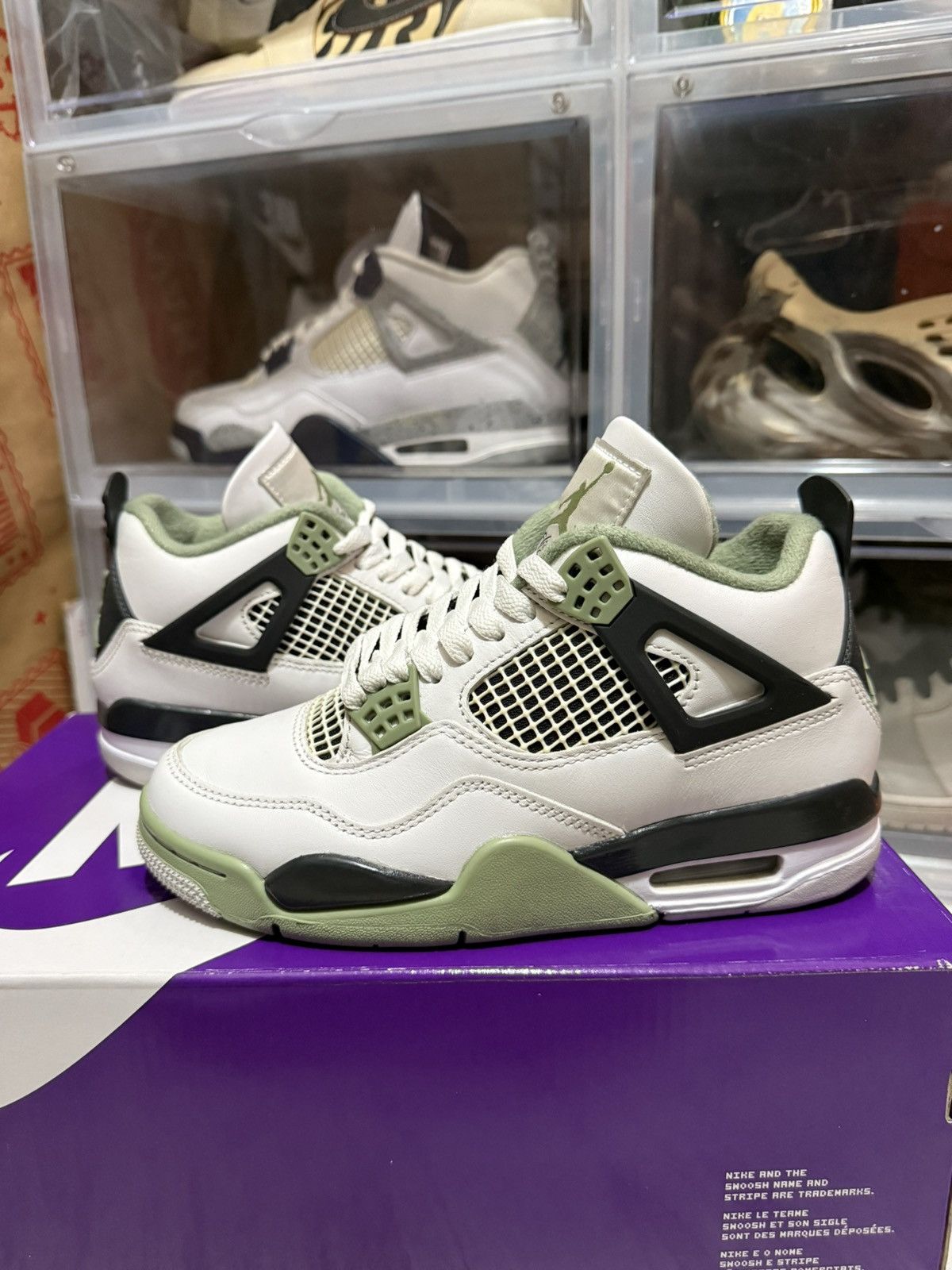 Jordan Brand Air Jordan 4 Retro Seafoam Size US 5.5 / IT 35.5 - 1 Thumbnail