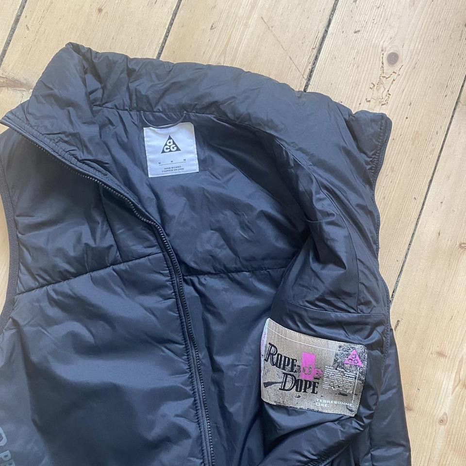 Nike ACG Nike ACG Womens Primaloft “Rope de Dope” Insulated Vest, S Size S / US 4 / IT 40 - 5 Thumbnail