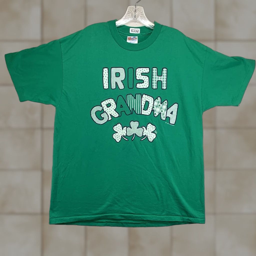 Hanes VINTAGE Hanes Unisex T-Shirt XL Green 90s Funny Irish Grandma Graphic Print Crew Neck All Seasons Size US XL / EU 56 / 4 - 1 Thumbnail