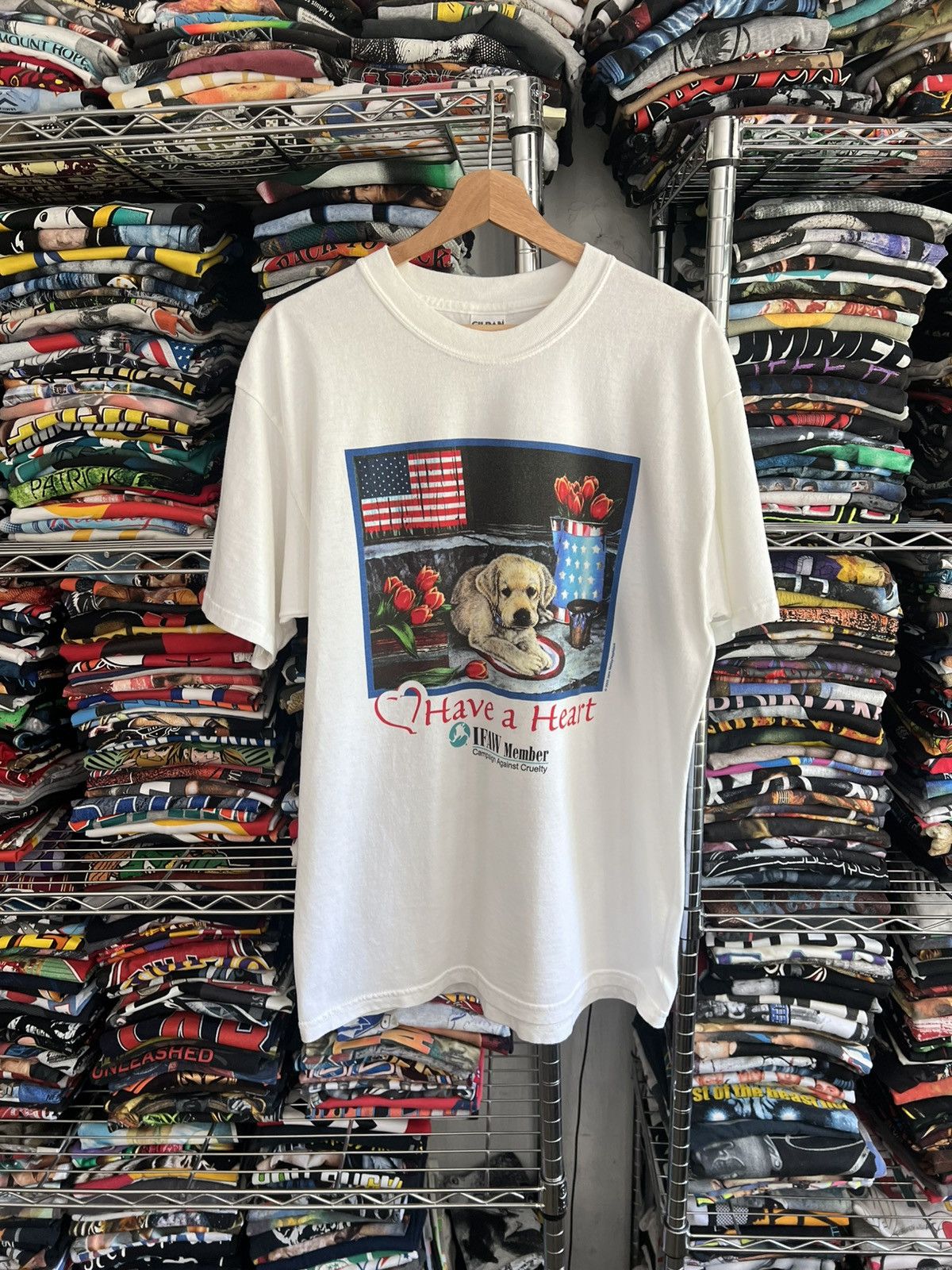 Arts & Science 2003 Dog Animal Nature Campaign Against Cruelty Tee Size US L / EU 52-54 / 3 - 1 Thumbnail