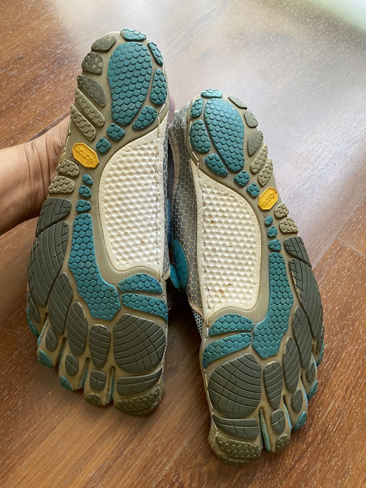 Vibram Vibram Five Fingers Blue shoes Size US 10 / IT 40 - 8 Thumbnail