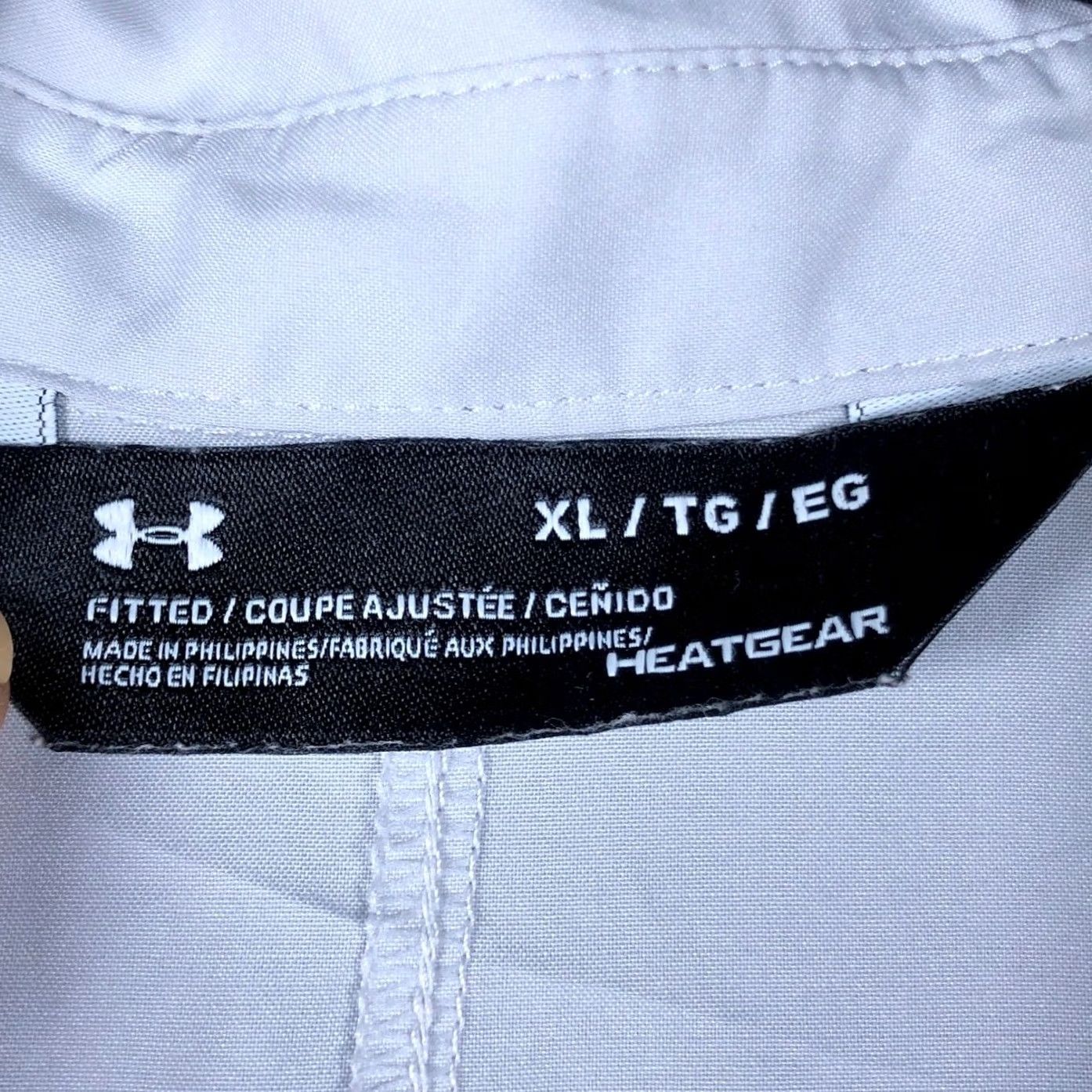 Under Armour Under Armour Womens Blouse White Fitted Heat Gear Sleeveless Button Down XL Size XL / US 12-14 / IT 48-50 - 6 Thumbnail