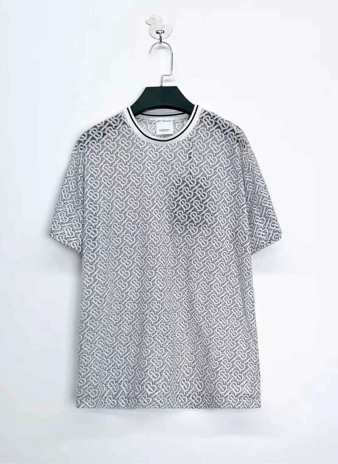 Burberry burberry white tb logo short sleeve shirt Size US S / EU 44-46 / 1 - 1 Thumbnail