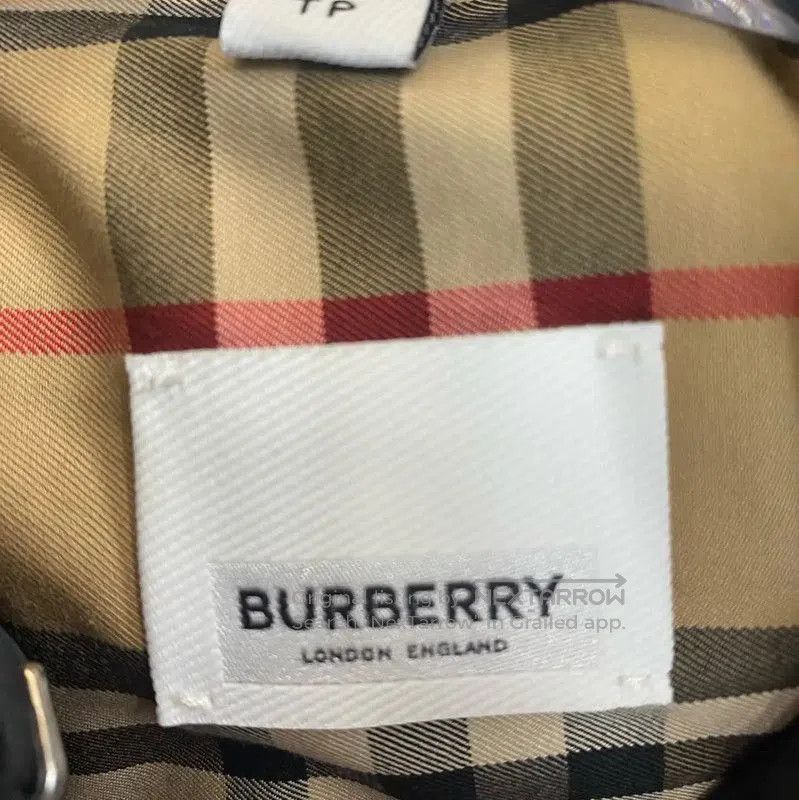 Burberry Burberry Women's Black Quilted Jacket. Size XS / US 0-2 / IT 36-38 - 3 Thumbnail