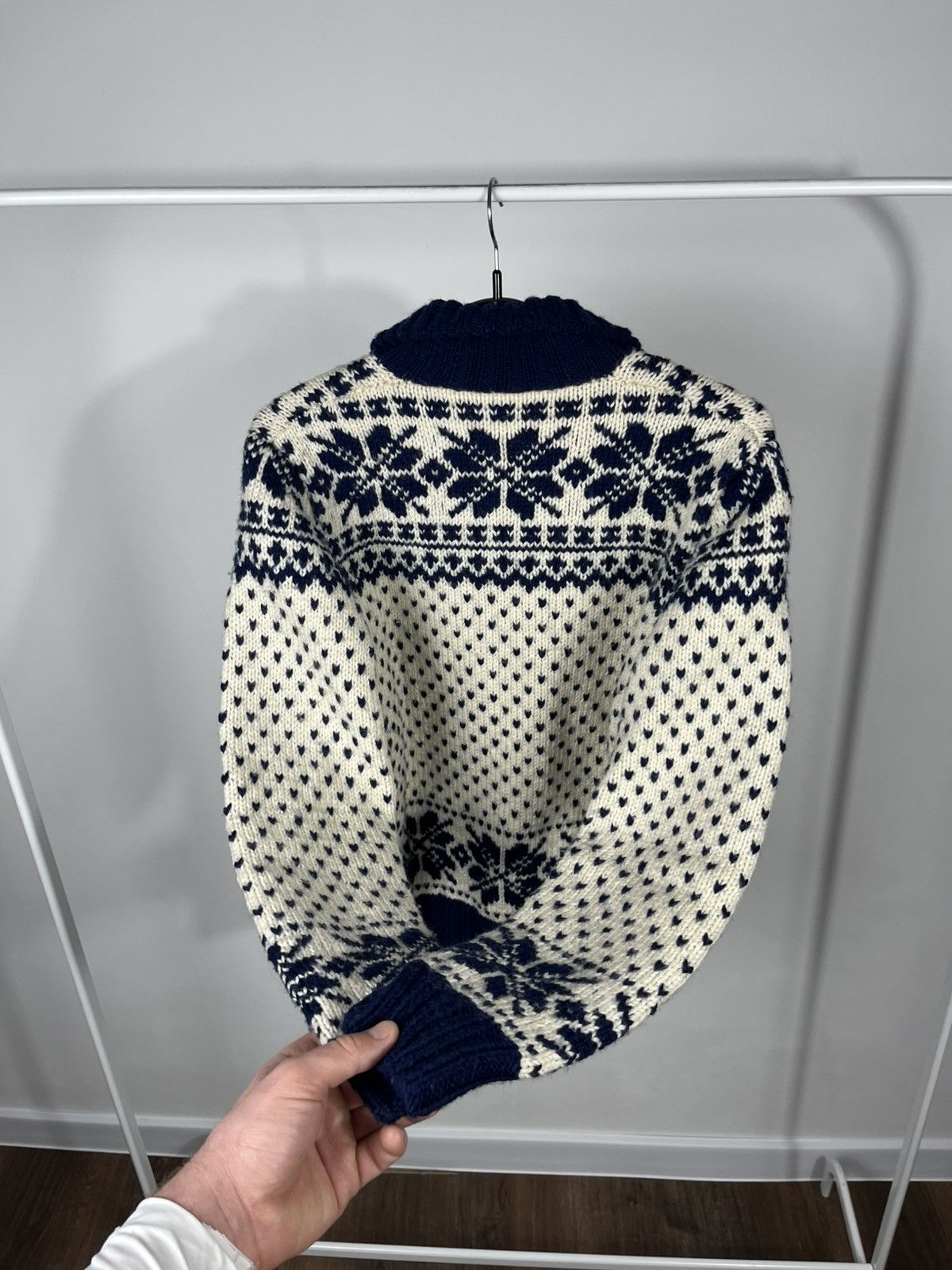 Other Vintage Zip Up Wool Knit Sweater Snowflake Pattern Size US XS / EU 42 / 0 - 14 Thumbnail