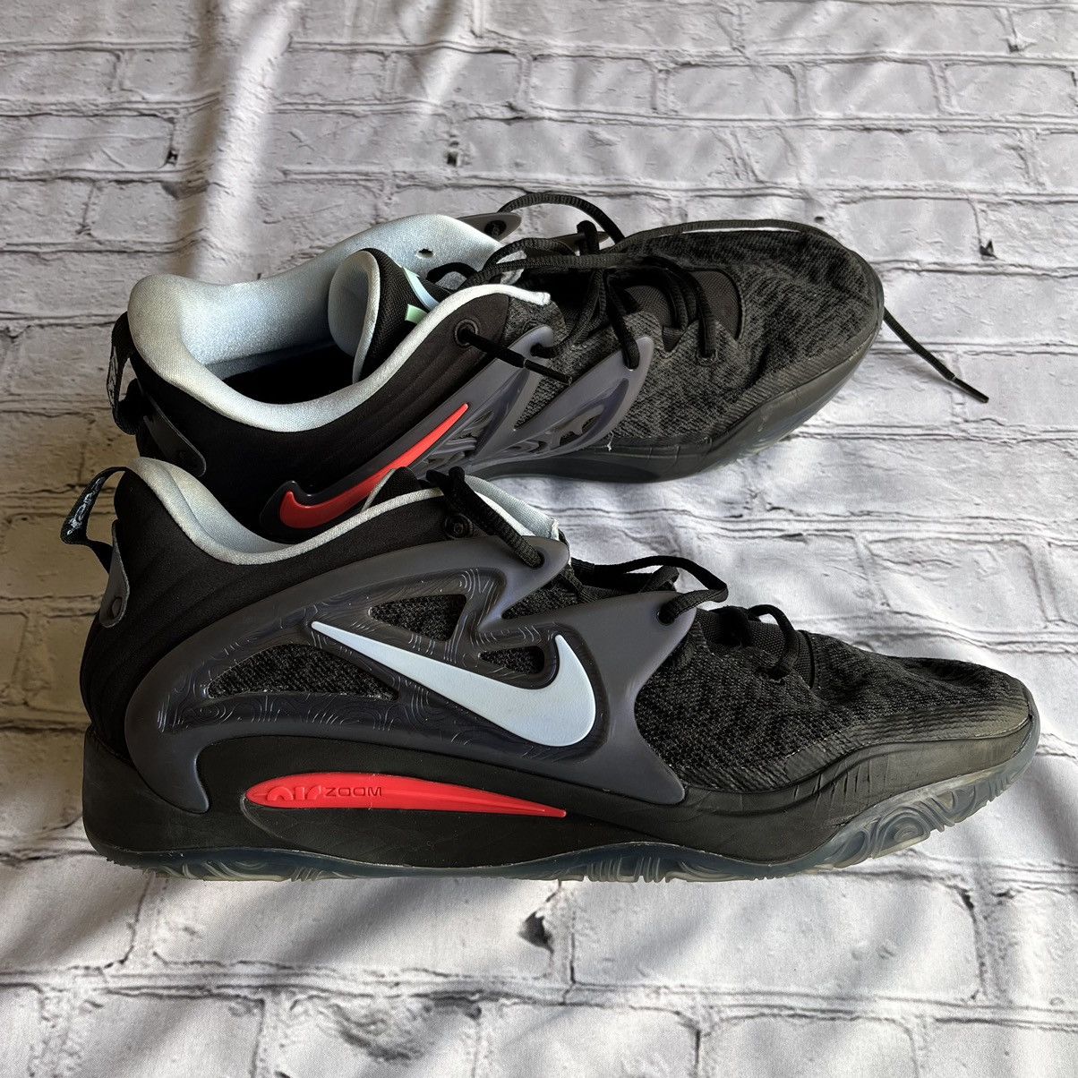 image of Nike Kd Maryland Roots ‘22 Dc1975-004 Sneakers Mens Size 16 in Black