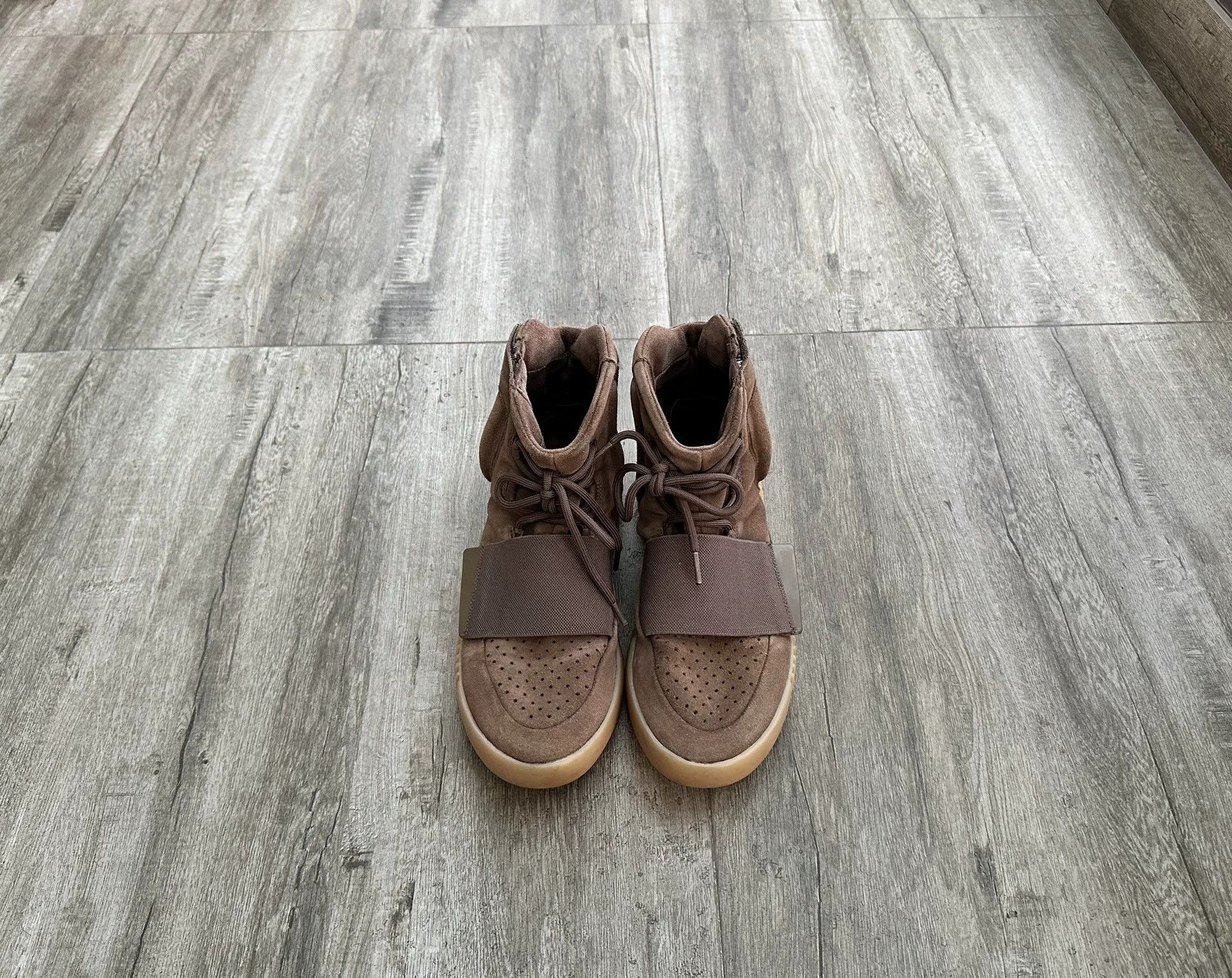 Adidas Adidas Yeezy 750 high-top Coconut Brown 43 used BY2456 Size US 10 / EU 43 - 1 Thumbnail