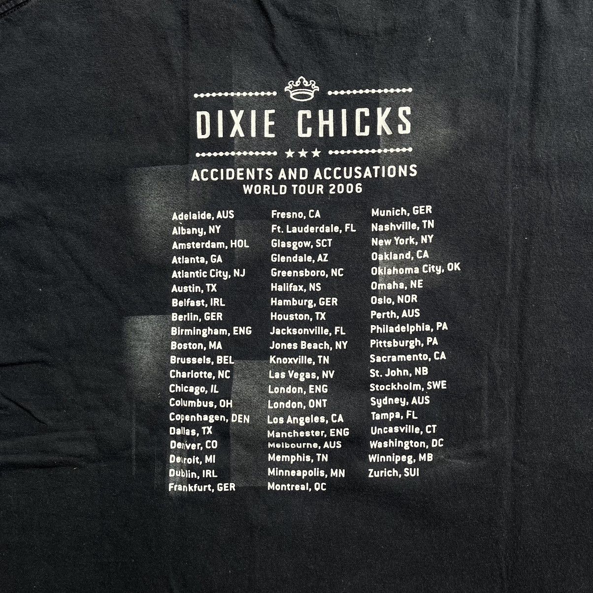 Band Tees × Vintage Vintage Y2K Band Dixie Chick (copyright 2006) Size US XL / EU 56 / 4 - 6 Thumbnail