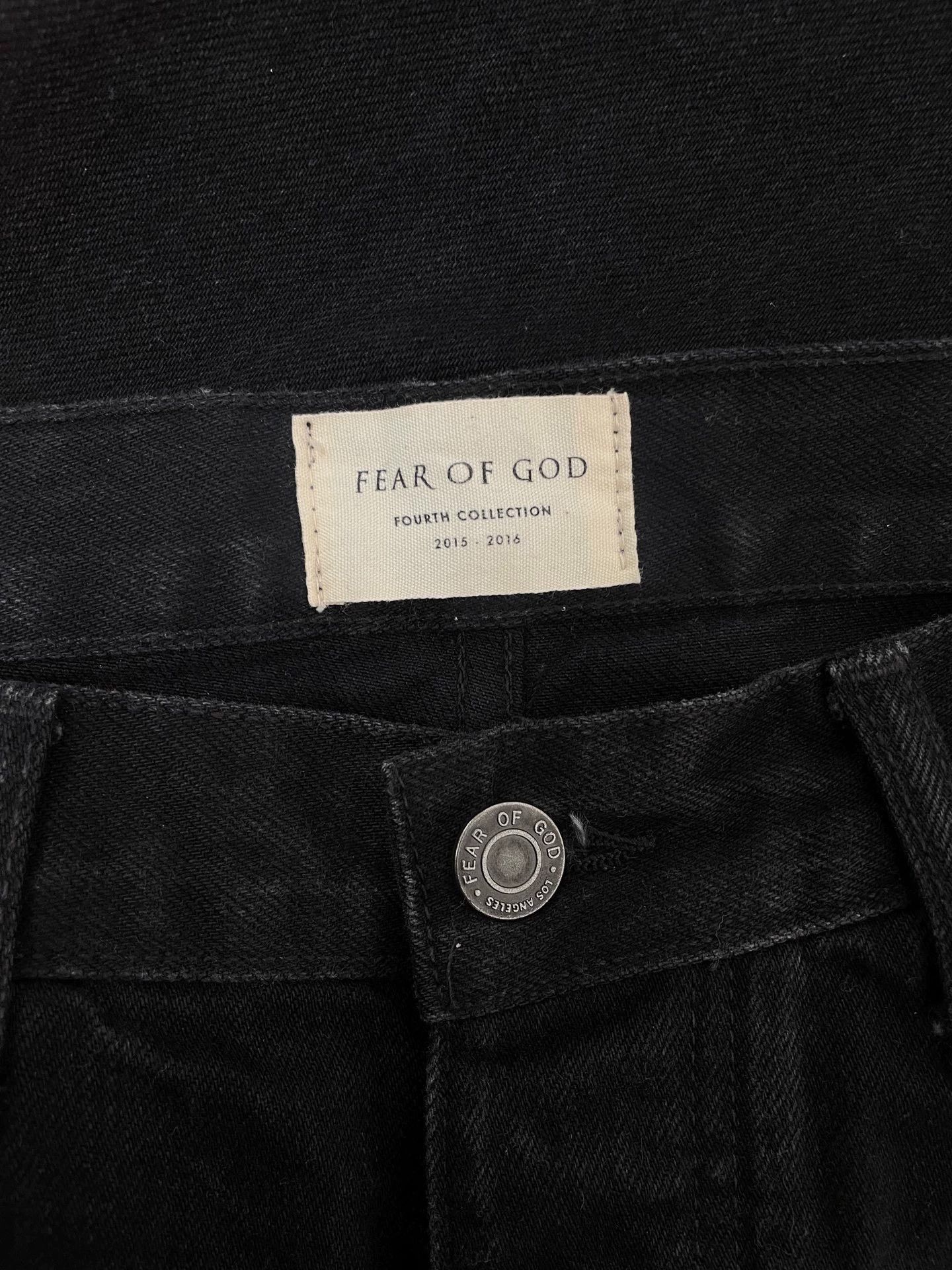 Fear of God Fear of God Ripped Black Jeans 30 New with Tags Size US 30 / EU 46 - 3 Thumbnail
