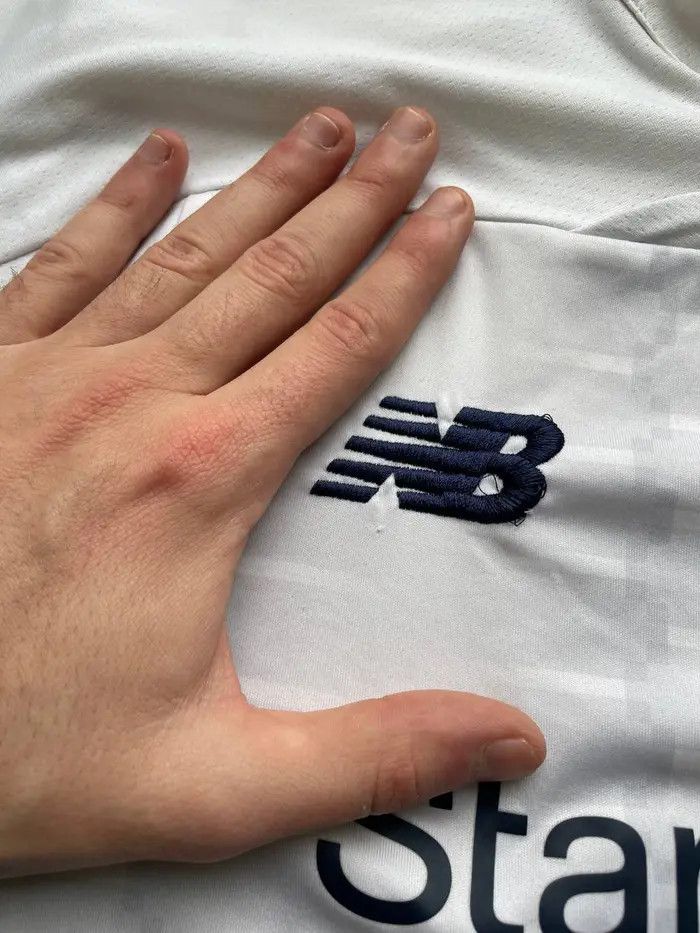 New Balance New Balance Liverpool 2019 2020 Away Shirt Soccer Jersey Size US S / EU 44-46 / 1 - 15 Thumbnail