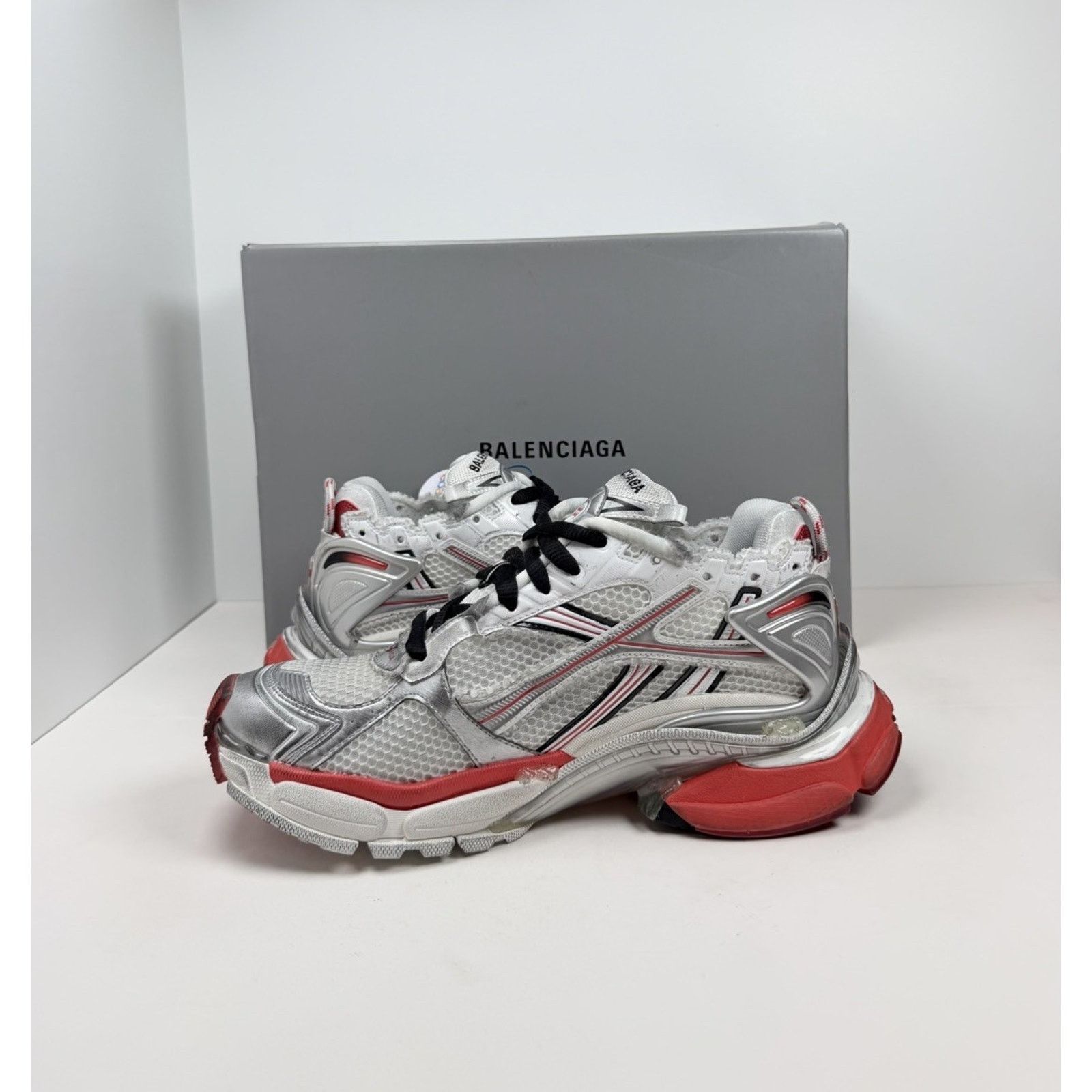 Balenciaga Size 44EU/11US - Balenciaga Runner White Red NEW Size US 11 / EU 44 - 6 Thumbnail