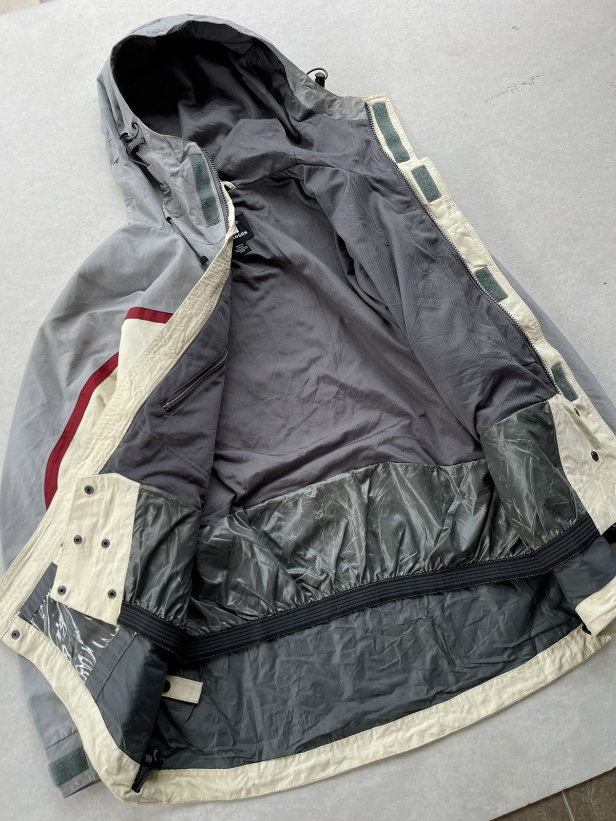 Helly Hansen 🔥VINTAGE HELLY HANSEN TECH WATERPROOF HOOD OUTDOOR JACKET Size US M / EU 48-50 / 2 - 10 Thumbnail