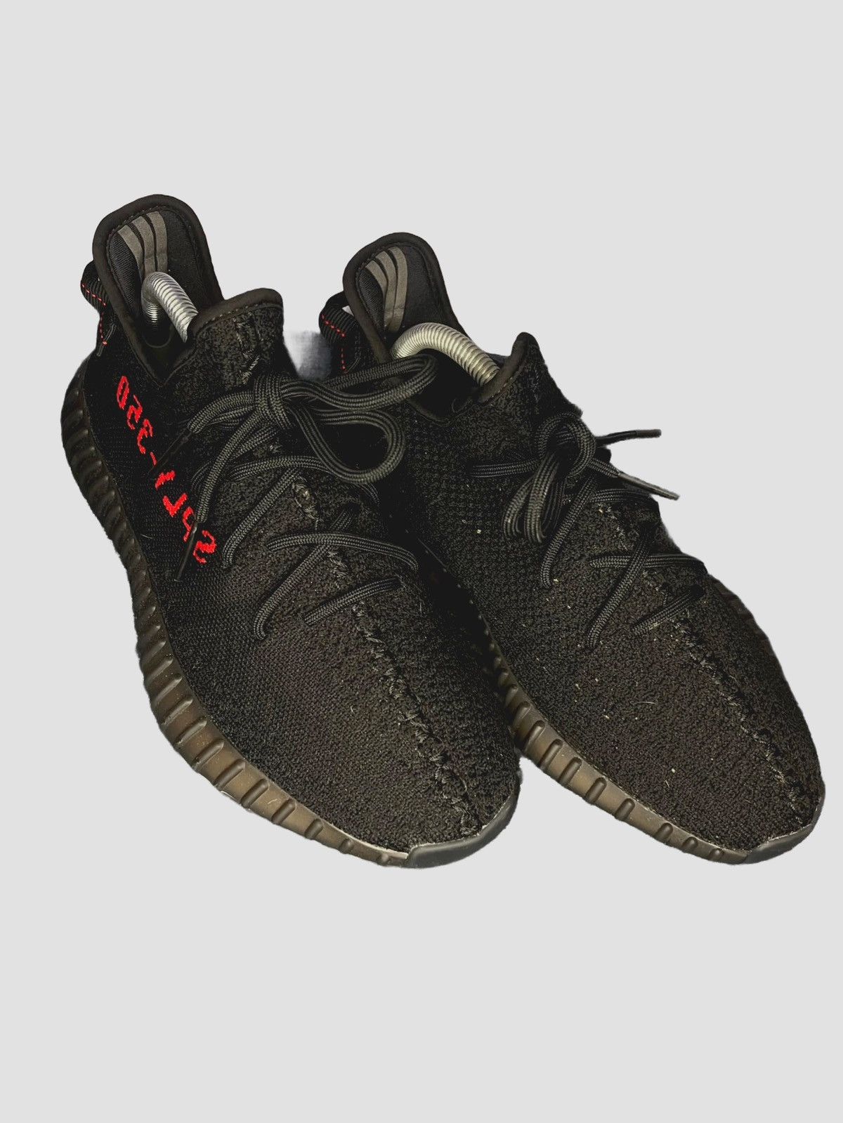 Kanye West × Yeezy Adidas Yeezy Boost V2 Bred Size US 8 / EU 41 - 4 Thumbnail