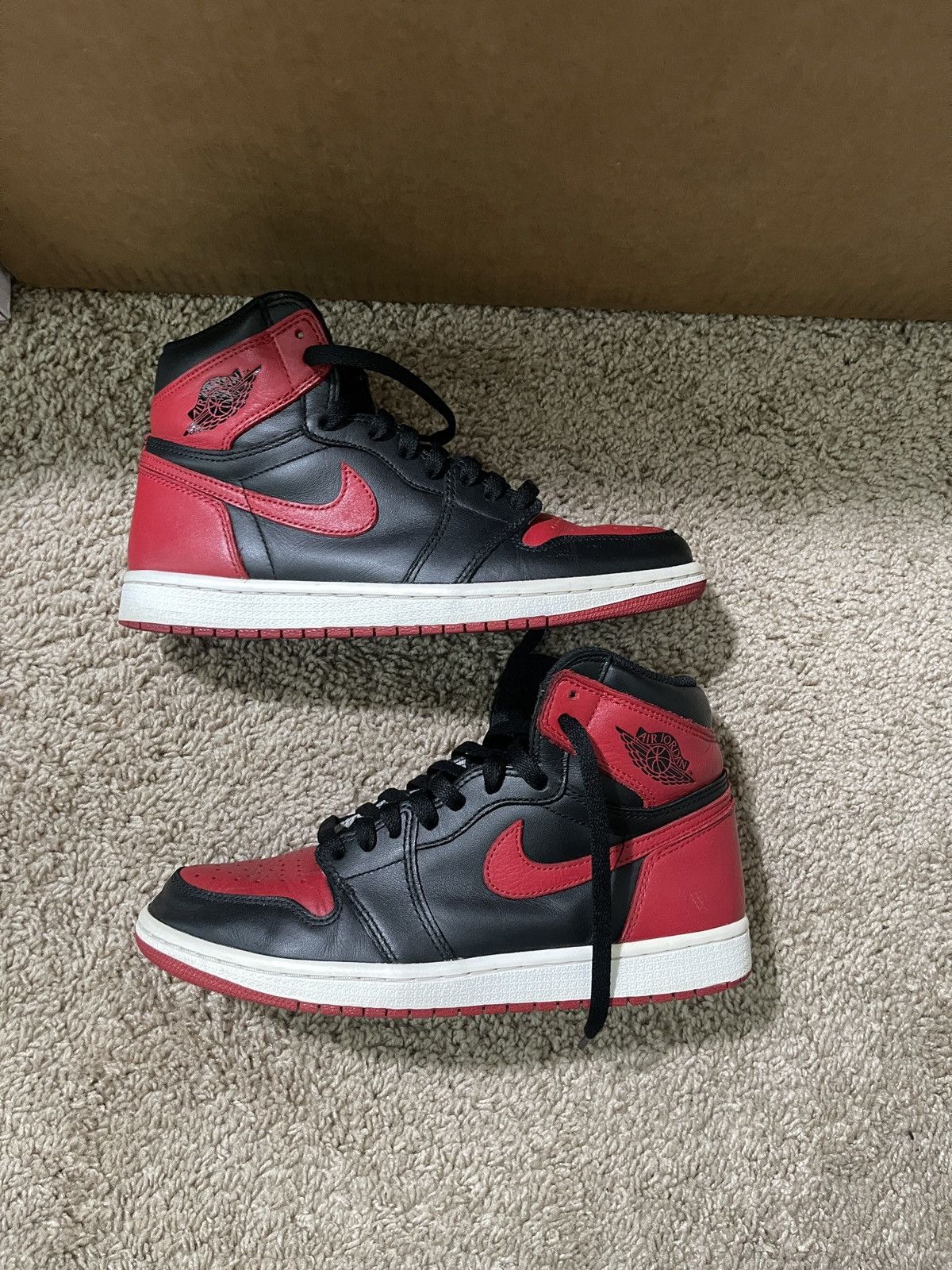 Jordan Brand Jordan 1 Retro Bred 2016 Size 8US Size US 8 / EU 41 - 1 Thumbnail