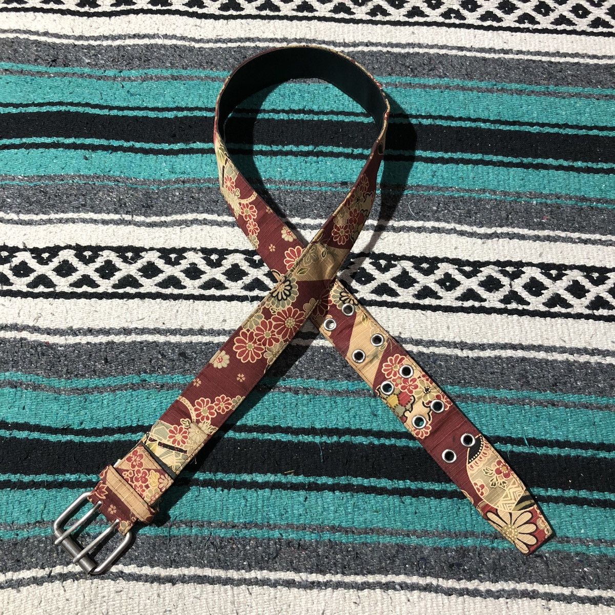 If Six Was Nine Unknown - Flower Studded Belts Size ONE SIZE - 1 Thumbnail