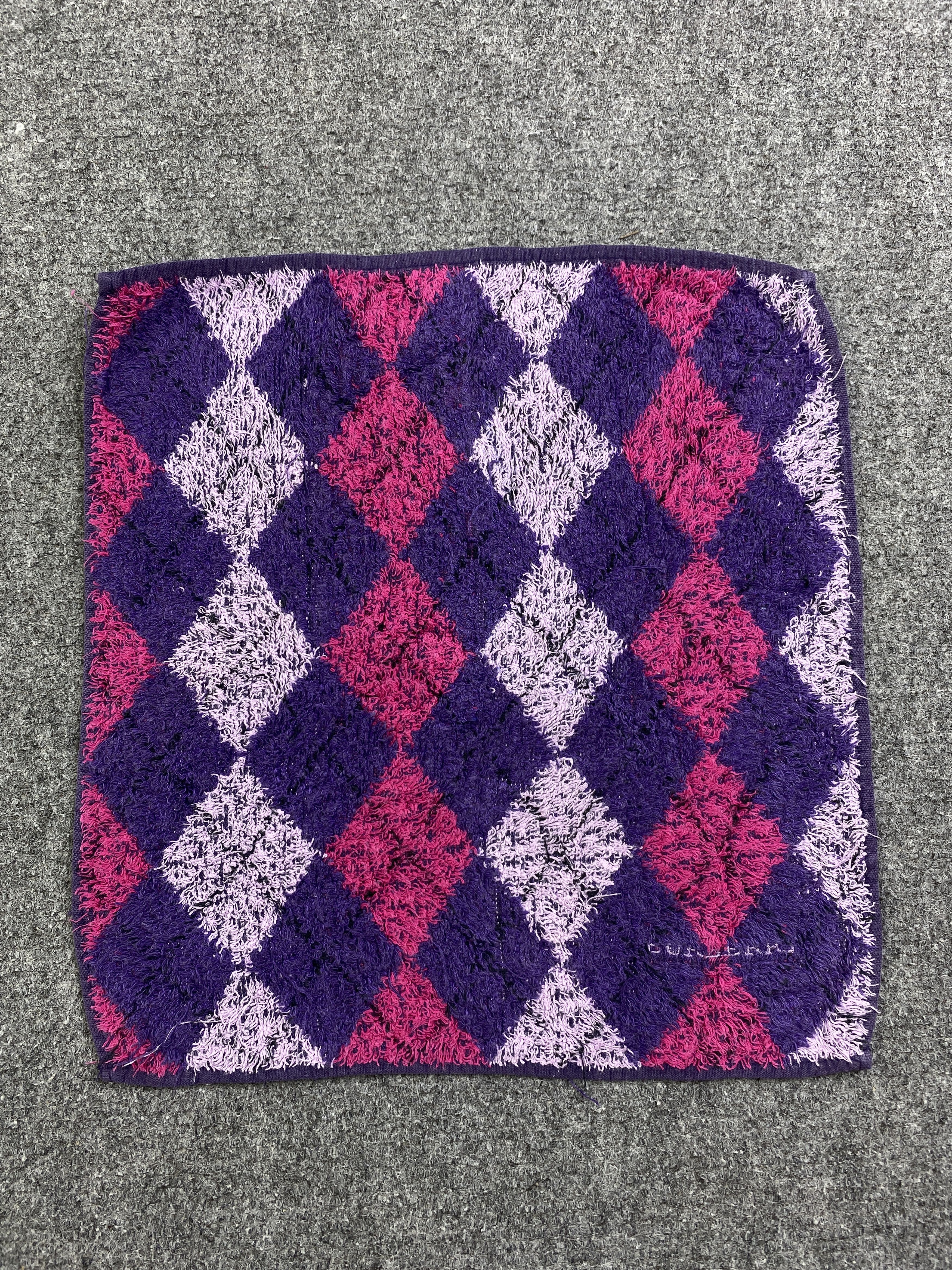 Burberry Vintage Burberry Mini Towel / Hand Towel TT0012 Size ONE SIZE - 1 Thumbnail