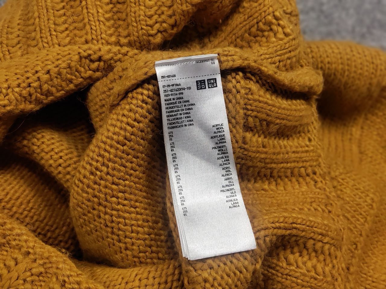 JW Anderson × Uniqlo JW Anderson x Uniqlo Wool Blend Knit Yellow Womens Sweater Size S / US 4 / IT 40 - 16 Thumbnail
