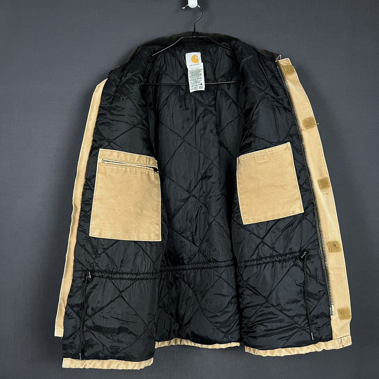 Carhartt Vintage Carhartt Detroit Blanket Lined Jacket men’s size M Size US M / EU 48-50 / 2 - 9 Thumbnail