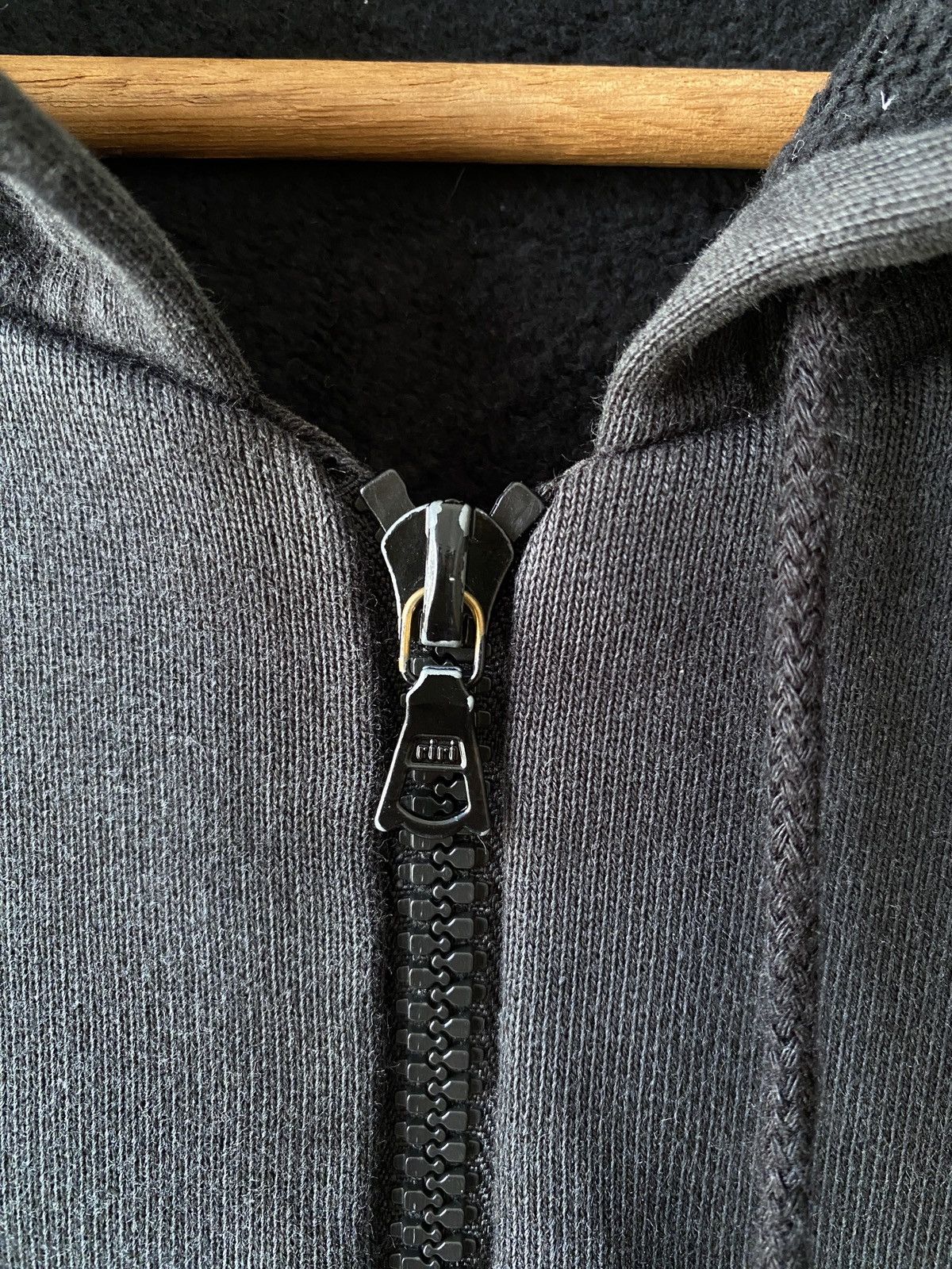 A.P.C. × Japanese Brand 1990s - A.P.C Black Zipper Hoodie Size US M / EU 48-50 / 2 - 9 Thumbnail