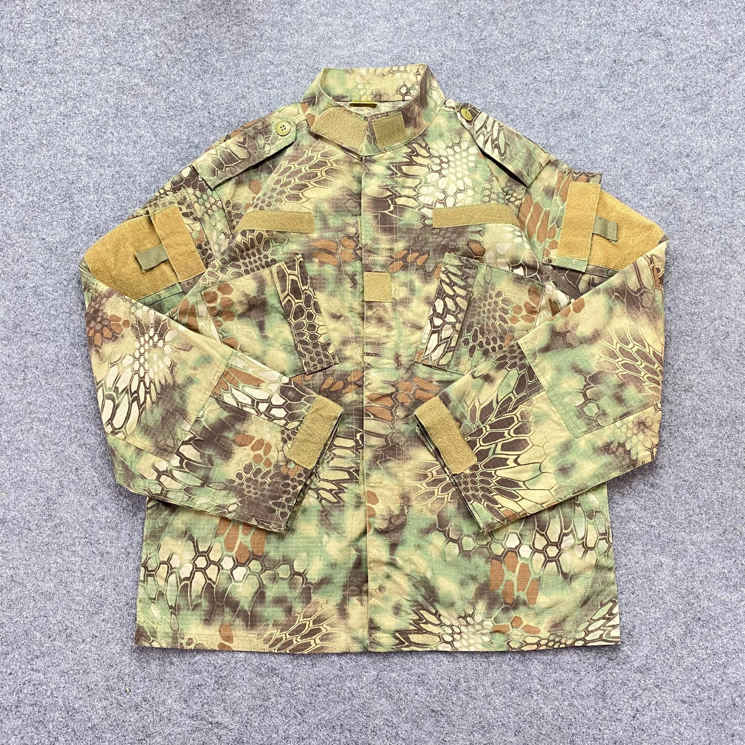 Japanese Brand Vintage Coat, Army Combat Uniform Crocodile Stripe Jacket Size US L / EU 52-54 / 3 - 1 Thumbnail