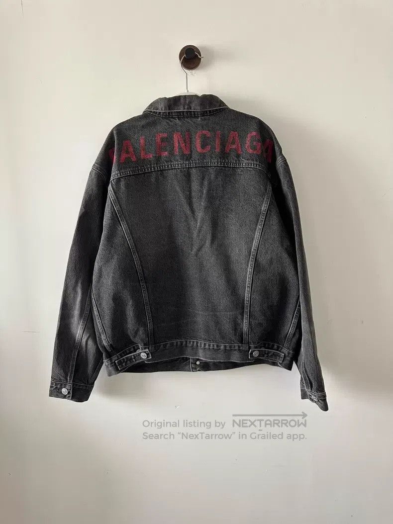 Balenciaga Balenciaga Back red letter denim jacket Size S / US 4 / IT 40 - 2 Thumbnail