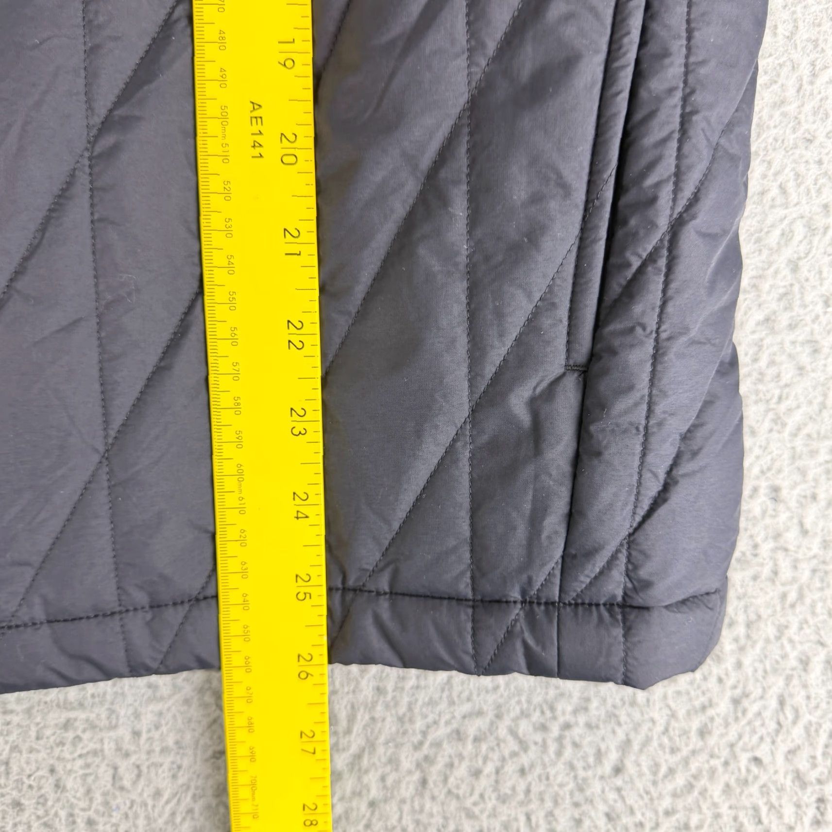 Uniqlo Uniqlo Heattech Warm Padded Jacket Mens Medium Matte Black Quilted Snap Button Jacket Size US M / EU 48-50 / 2 - 6 Thumbnail