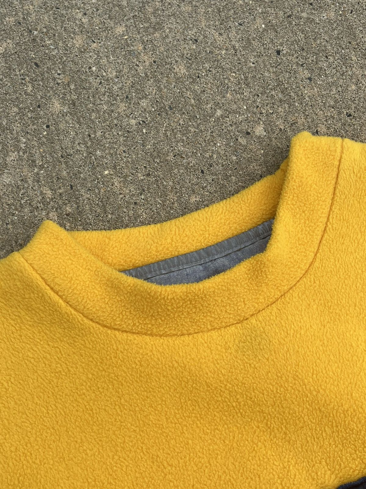 Tommy Hilfiger VINTAGE 90’S TOMMY JEANS FLEECE SWEATER Size US XL / EU 56 / 4 - 7 Thumbnail