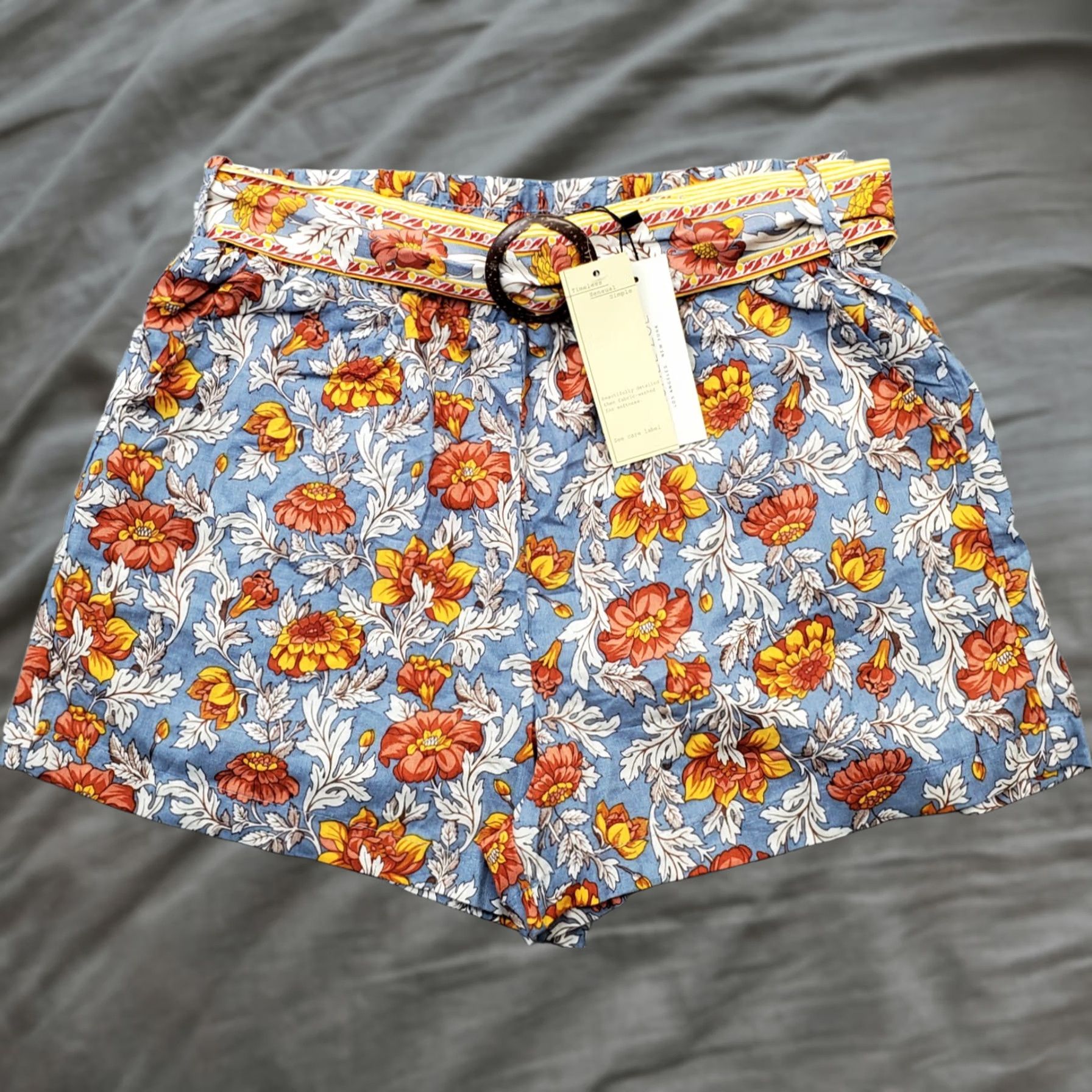 Rachel Zoe Rachel Zoe Paperbag Shorts Womens Small Multi Floral Linen Belted Waist Size 28" / US 6 / IT 42 - 1 Thumbnail